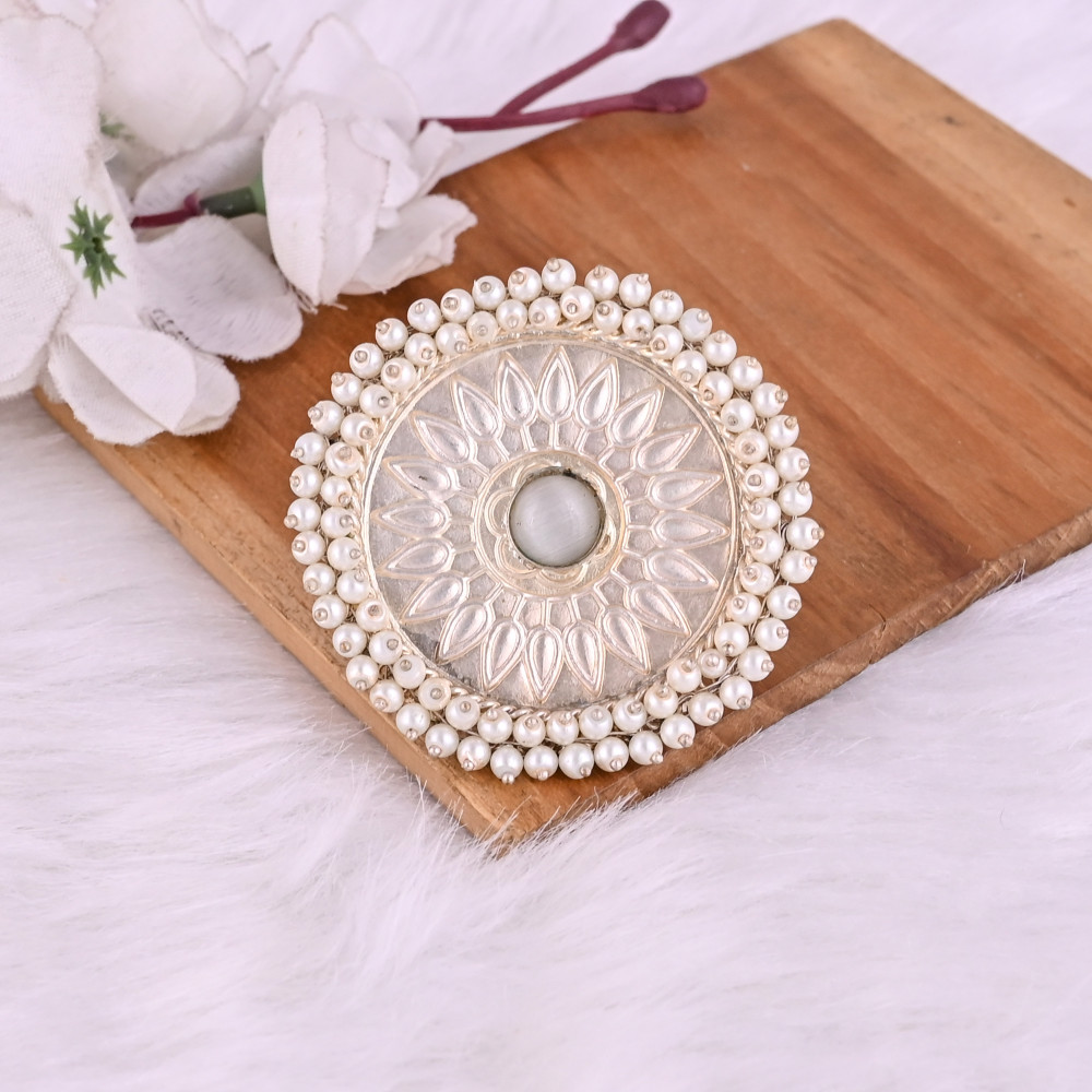 Image of White Cats'eye &amp; Pearl Gemstone Floral Design Boho Adjustable Big Ring