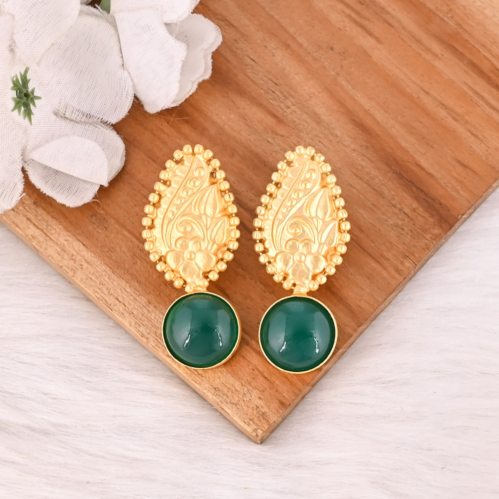 Image of Stylish Green Onyx Earring Handmade Gemstone Jewelry for Women