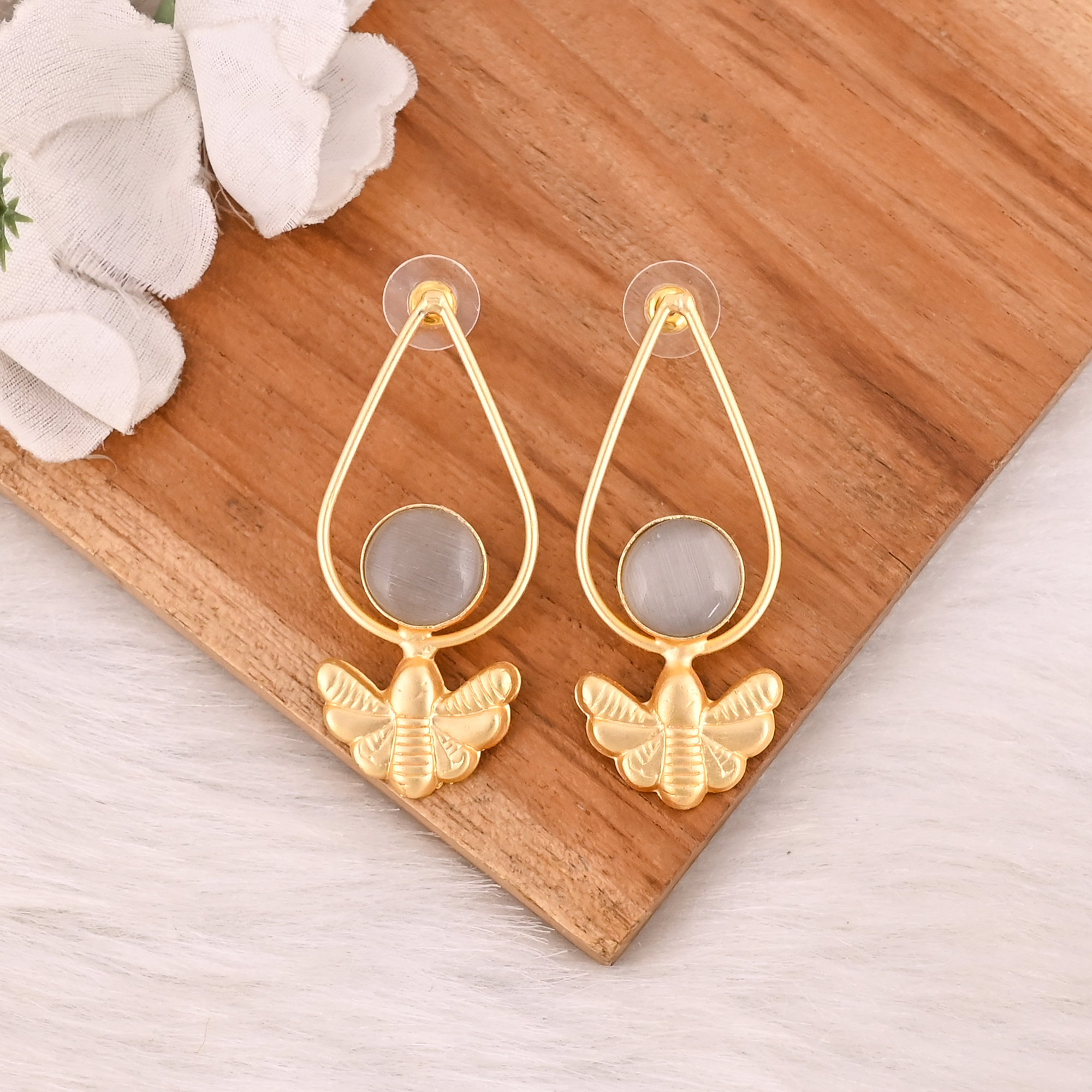 Handmade White Cats Eye Gemstone Brass Earrings Fashion Jewelry for Women