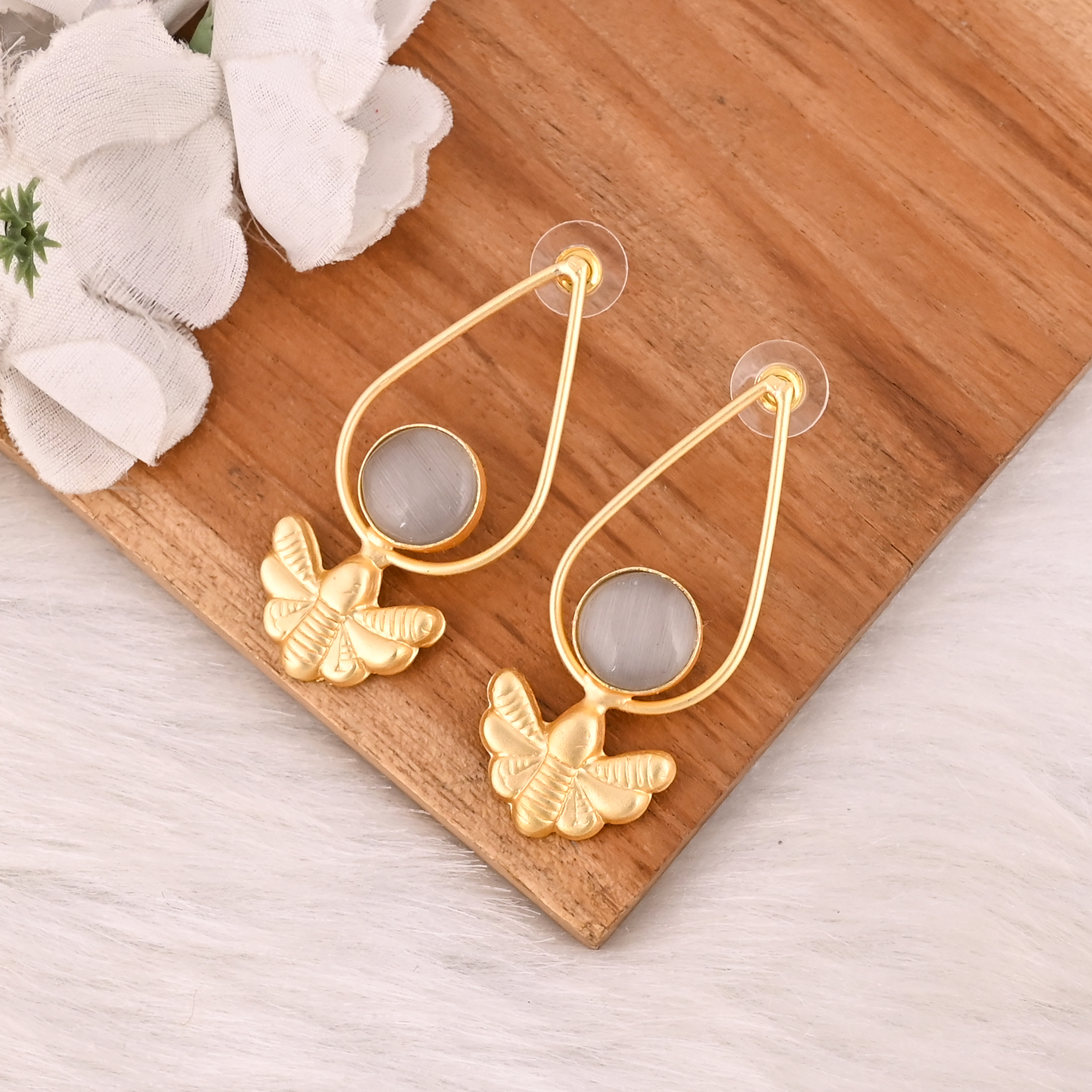Handmade White Cats Eye Gemstone Brass Earrings Fashion Jewelry for Women
