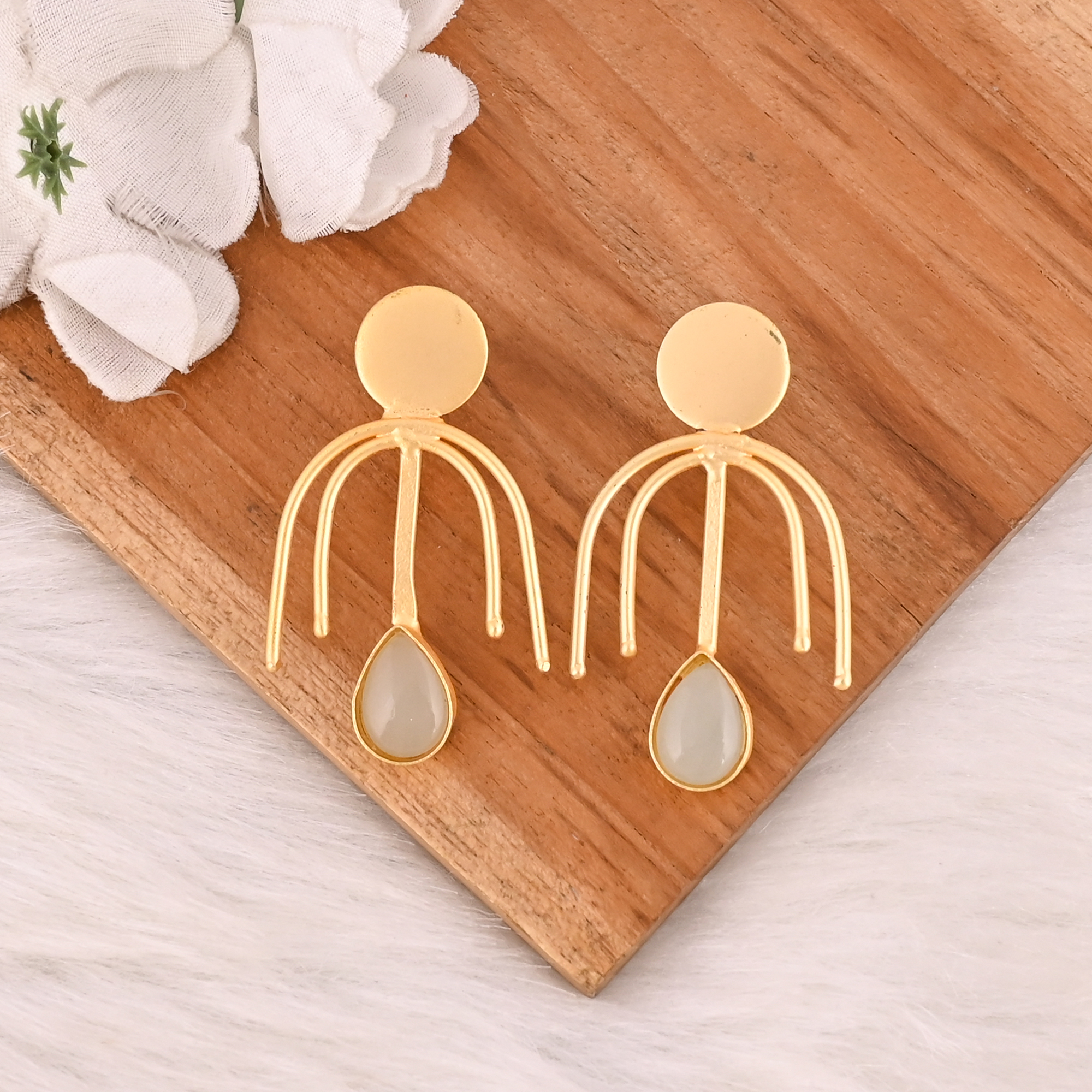 Handmade White Cats Eye Gemstone Brass Earrings Fashion Jewelry for Women