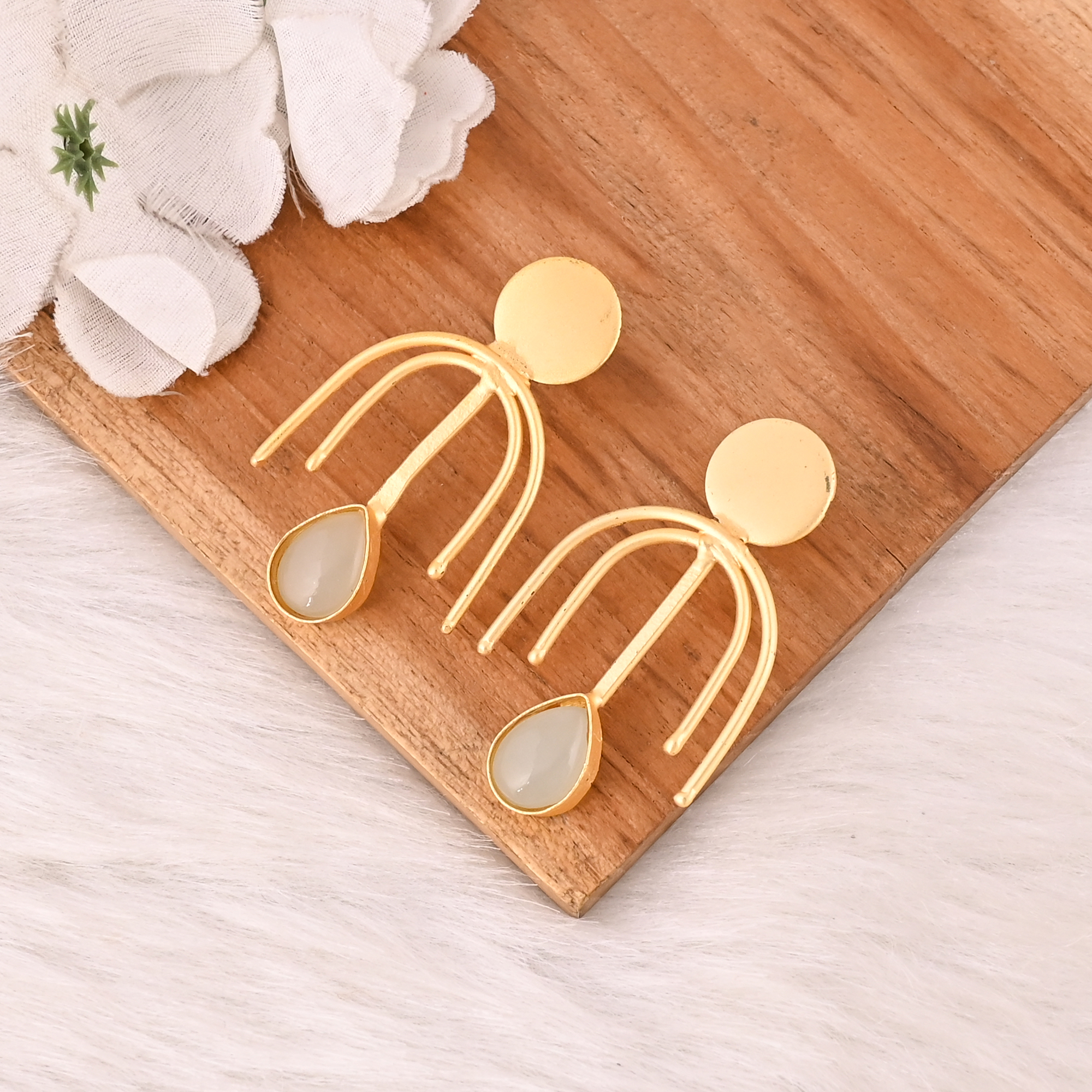Handmade White Cats Eye Gemstone Brass Earrings Fashion Jewelry for Women