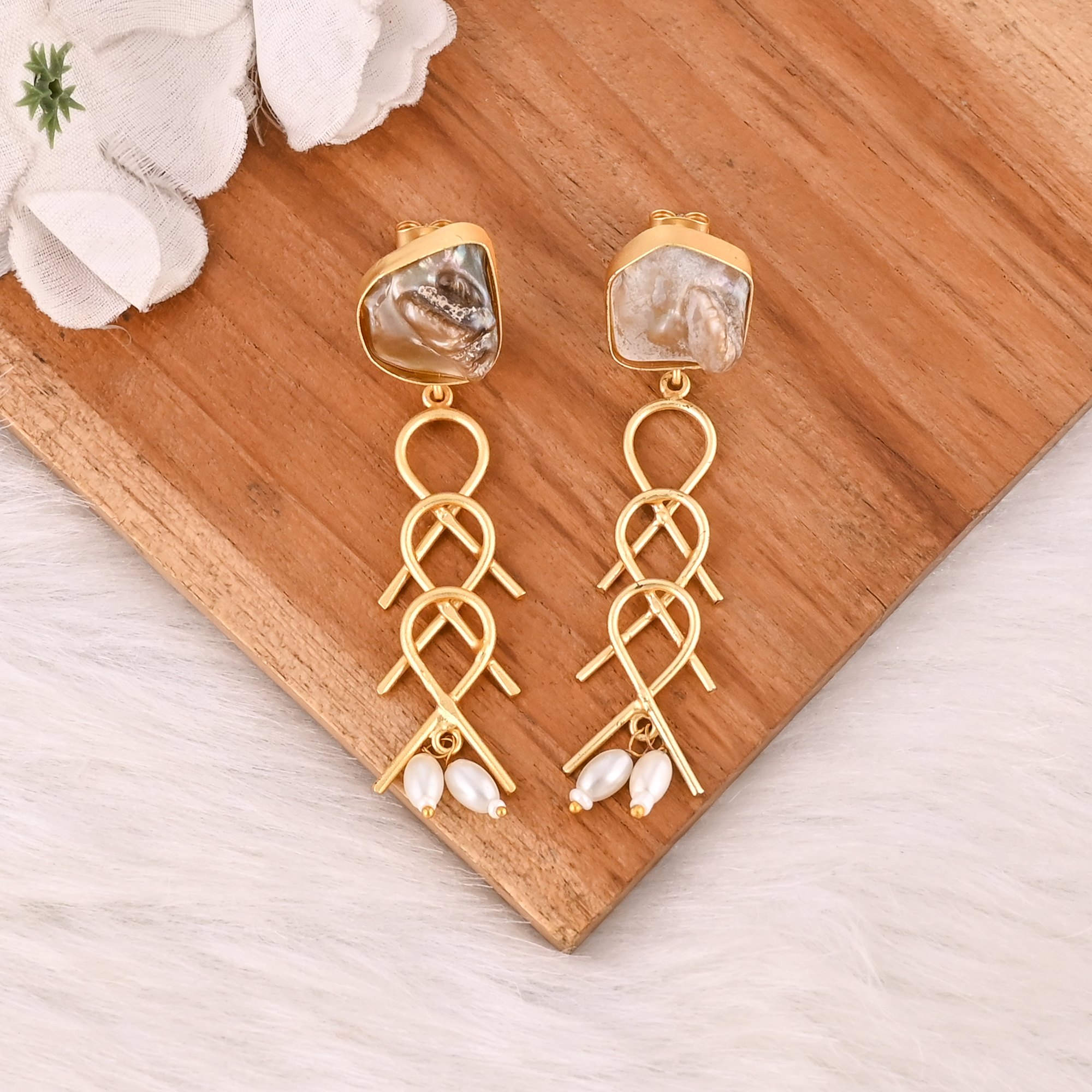 Handmade Natural Mother of Pearl Dangle Earrings for Women