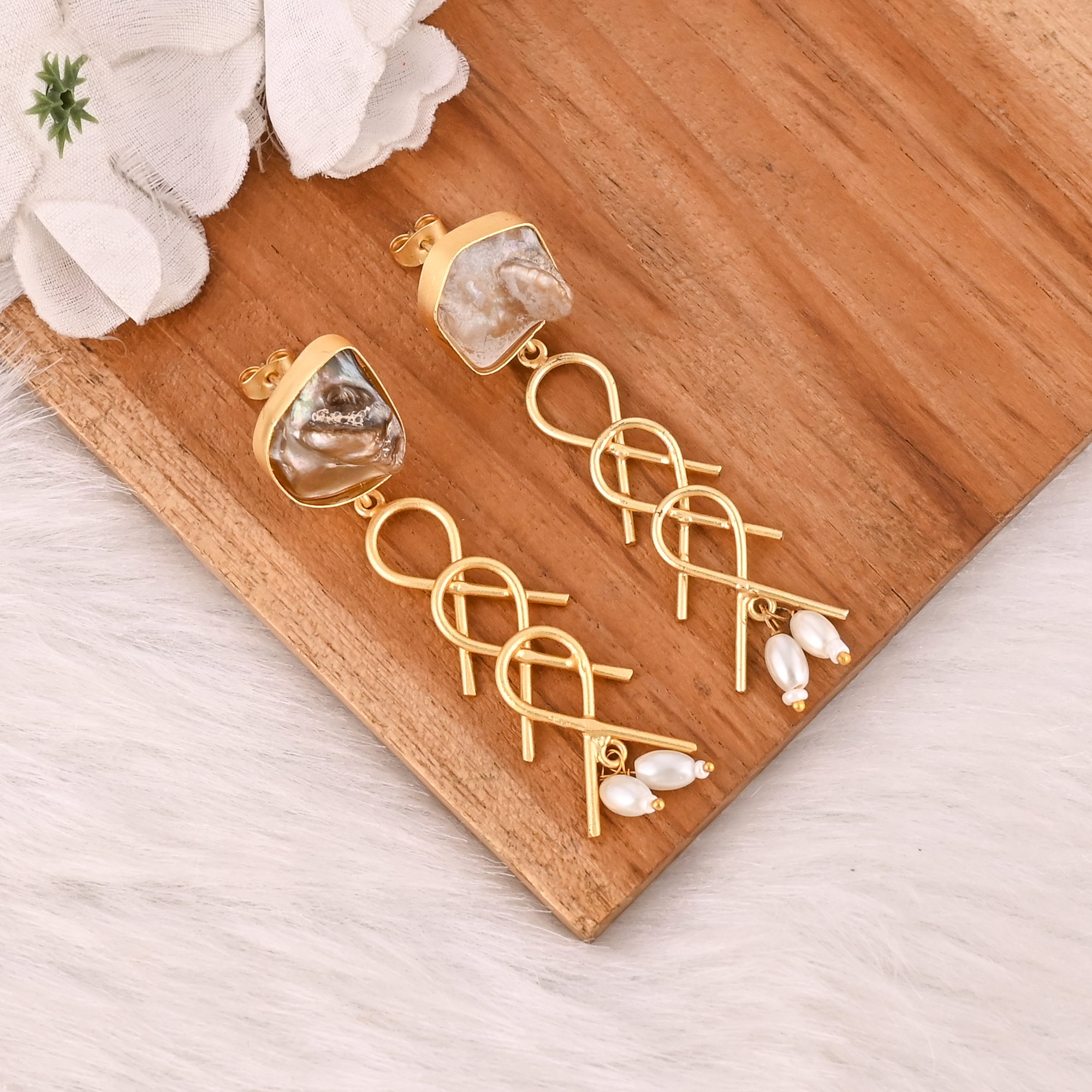 Handmade Natural Mother of Pearl Dangle Earrings for Women