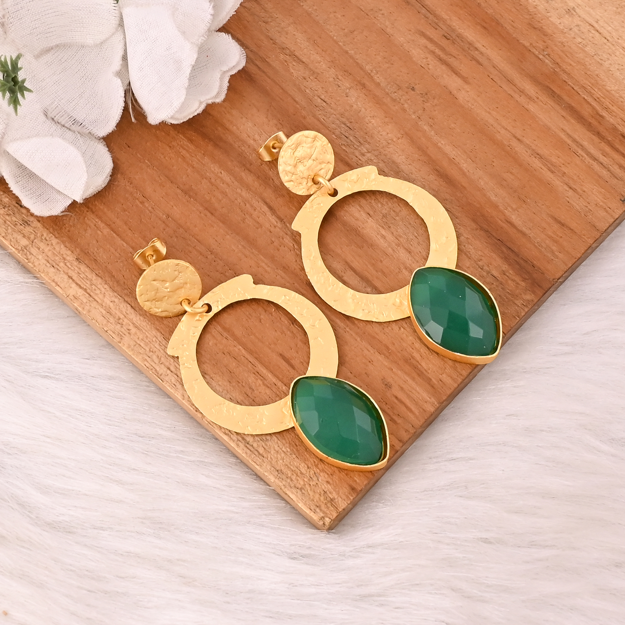 Stylish Elegant Natural Green Onyx Gemstone Drop Earrings For Women