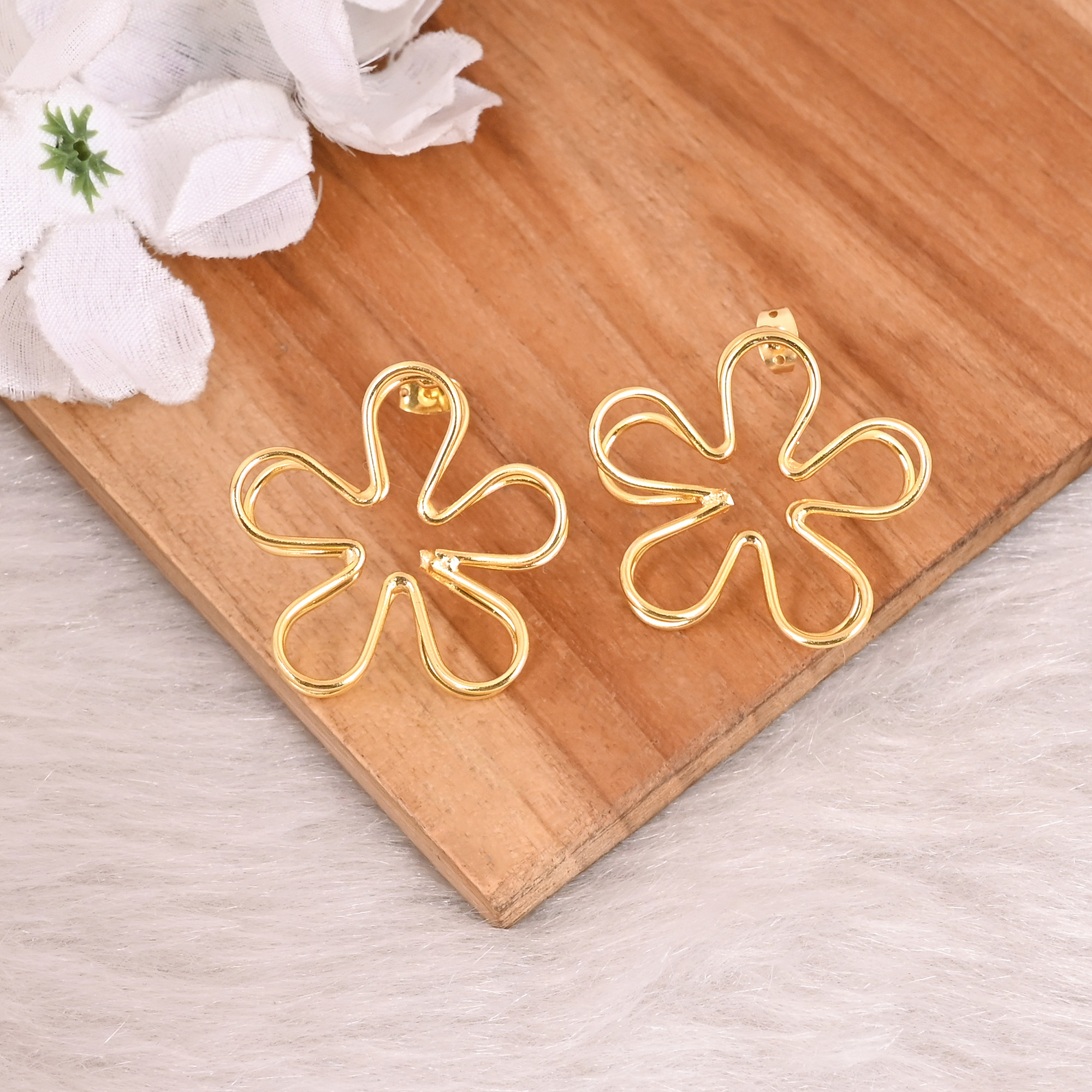 Wholesale Lot 25 Pairs Yellow Gold Plated Handmade Floral Designer Stud Earring