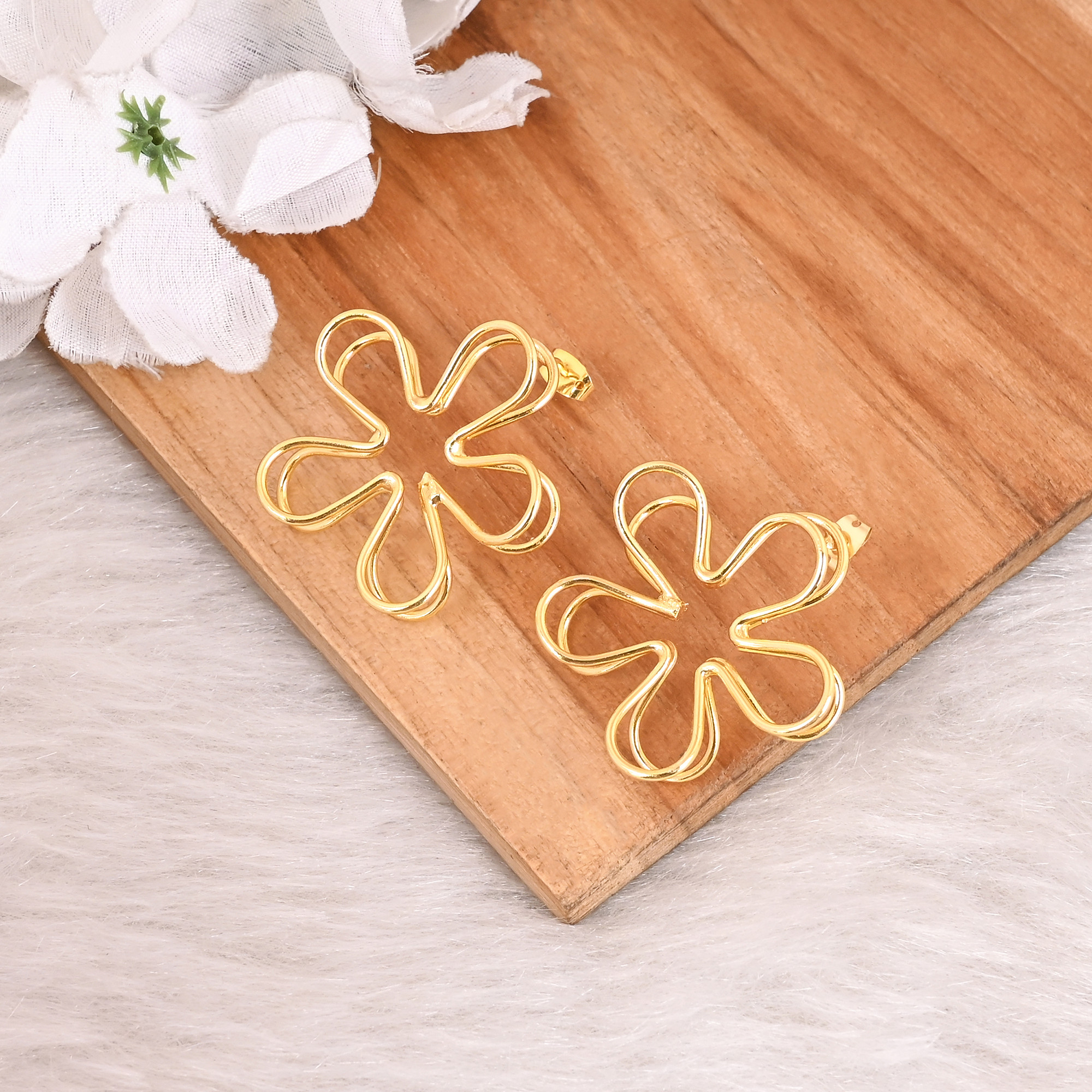 Wholesale Lot 25 Pairs Yellow Gold Plated Handmade Floral Designer Stud Earring