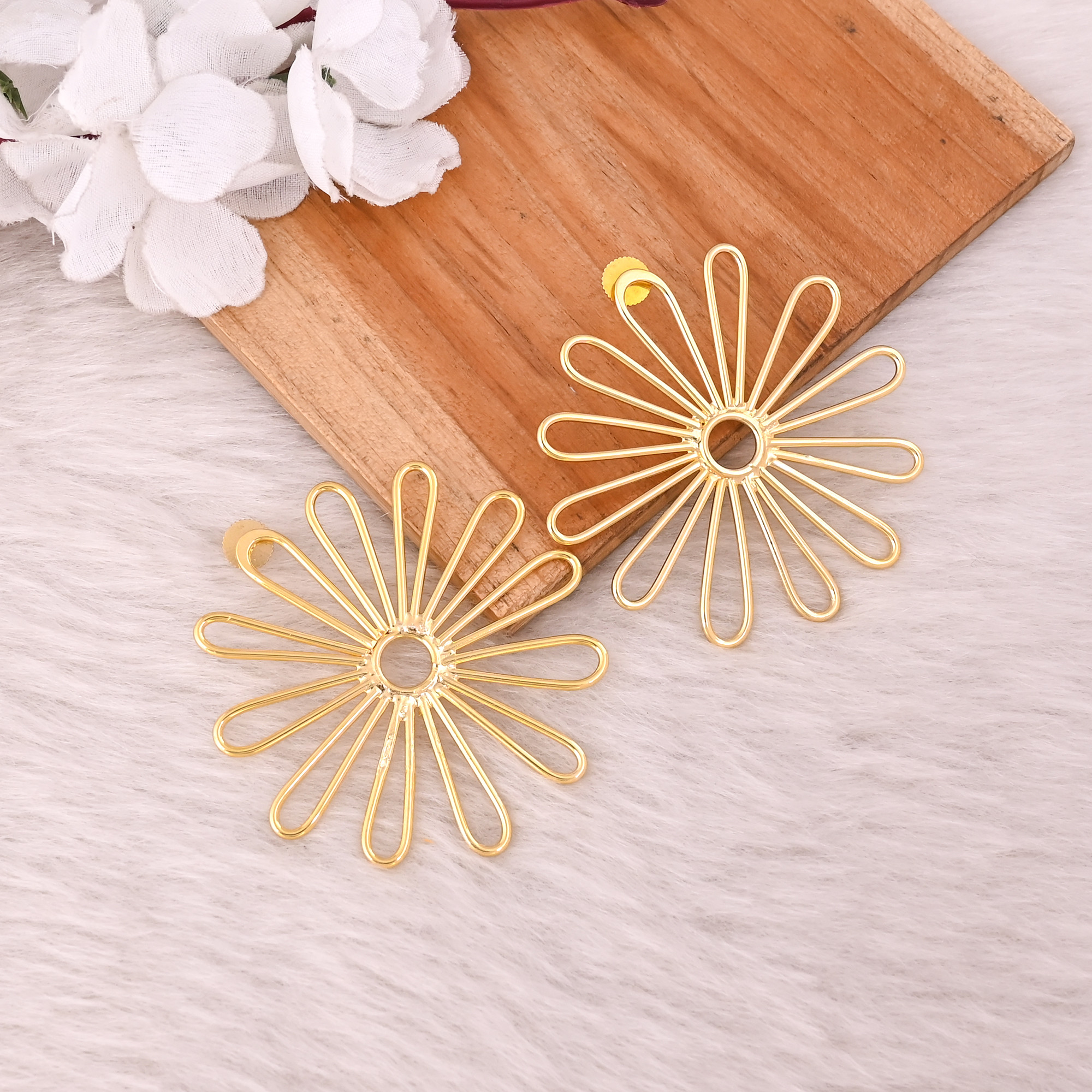 Wholesale Lot 25 Pairs Brass Yellow Gold Plated Floral Designer Stud Earring Charm Jewelry