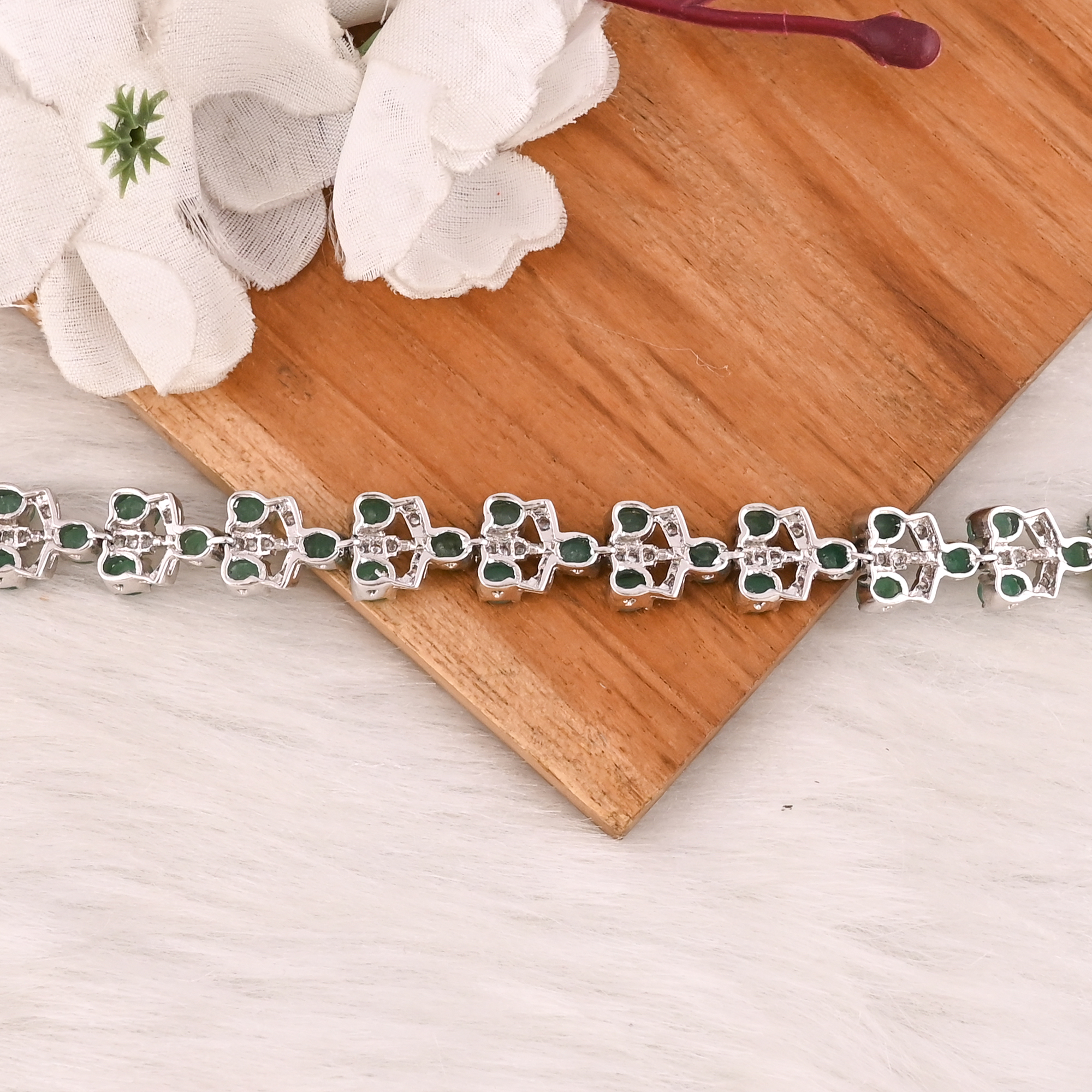 Emerald  CZ Gemstone 925 Sterling Silver Stylish Bracelet Handmade Luxury Jewelry for Unisex