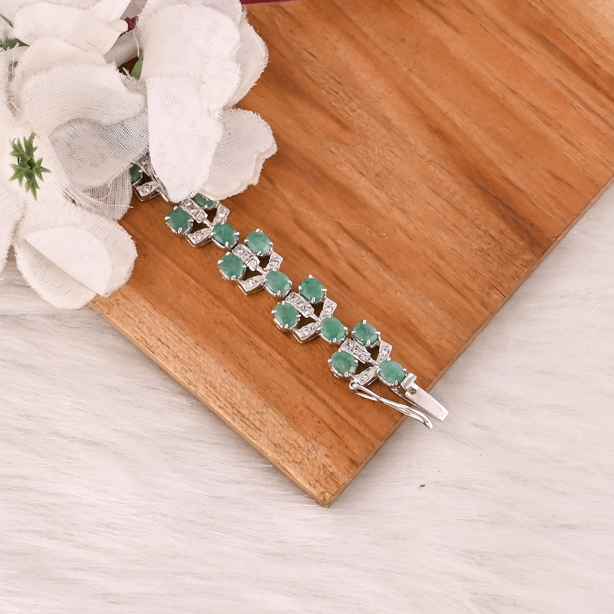 Emerald  CZ Gemstone 925 Sterling Silver Stylish Bracelet Handmade Luxury Jewelry for Unisex