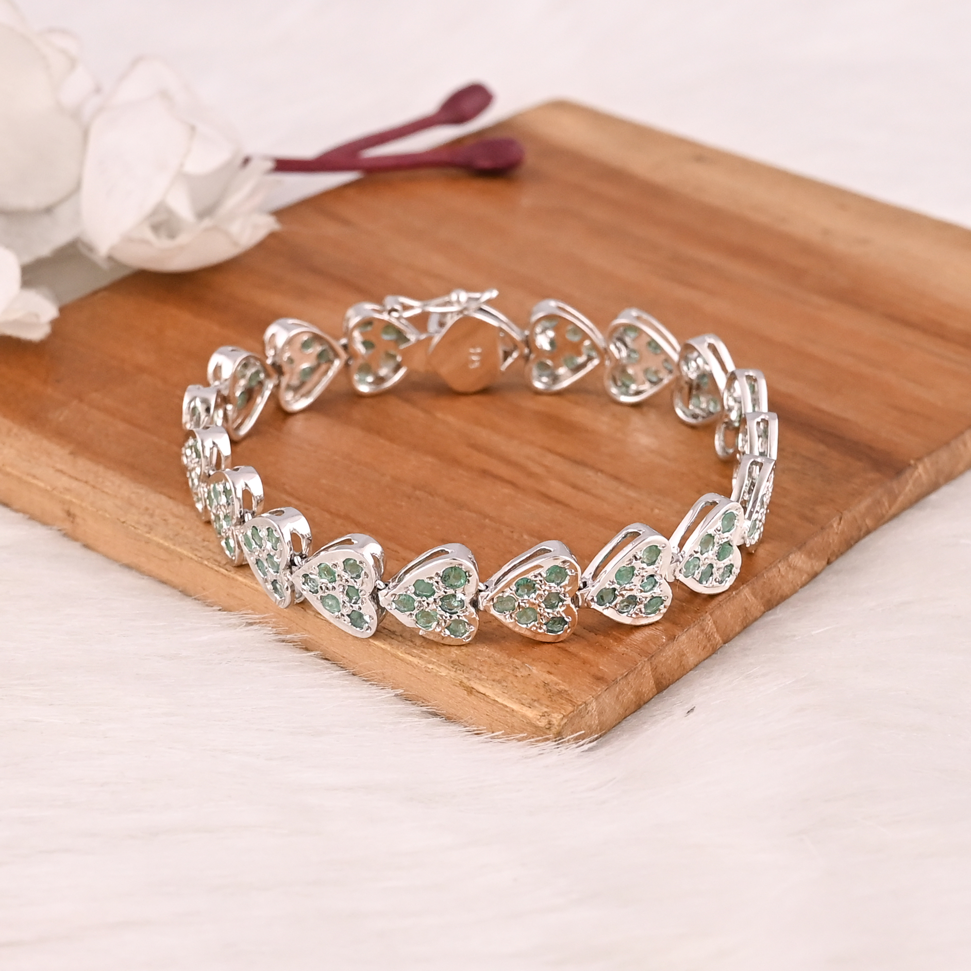 Emerald  CZ Gemstone 925 Sterling Silver Heart Design Bracelet Handmade Fine Jewelry for Unisex