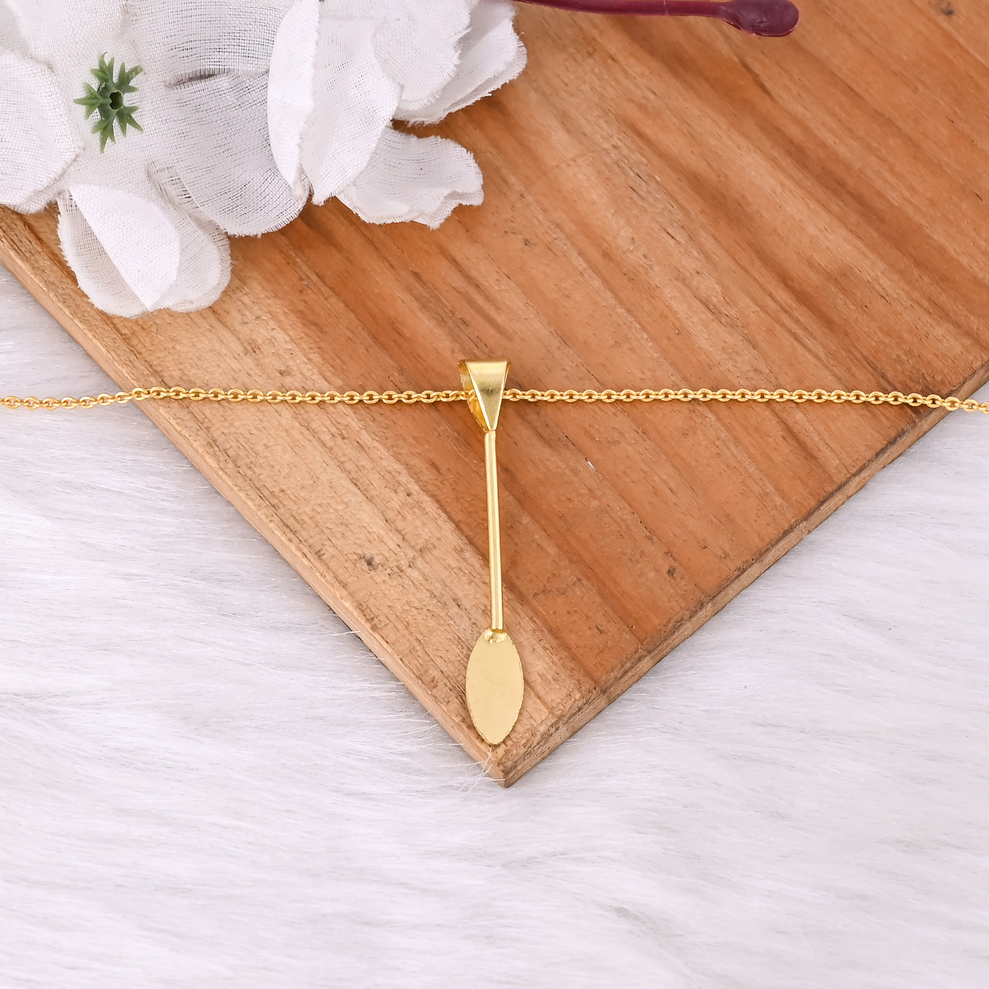 Wholesale Lot 25 Pcs Handmade Designer Long Leaf Designer Pendant Necklace Yellow Gold Plated Brass Jewelry