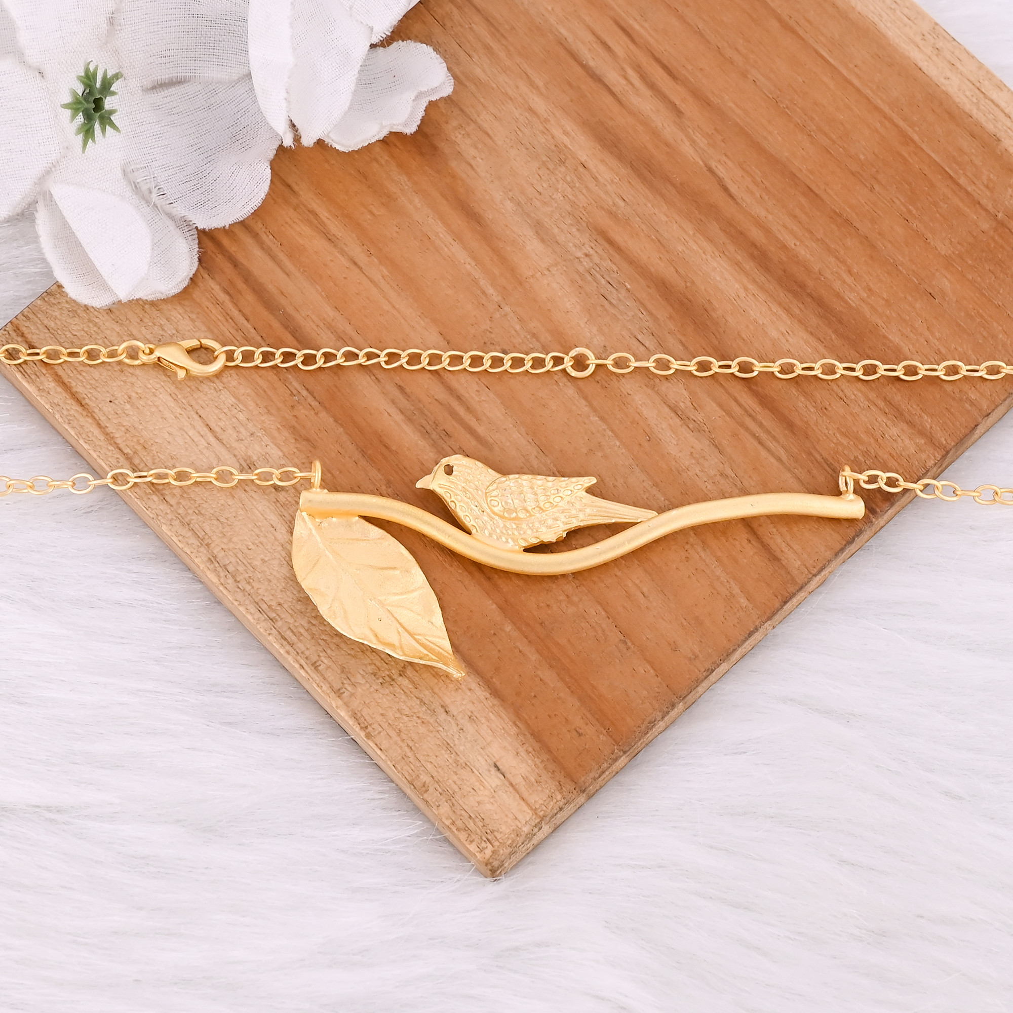 Yellow Gold Plated Brass 25 pcs Wholesale Lot Handmade Leaf Designer Boho Necklace Bird Charm Jewelry Women Necklace