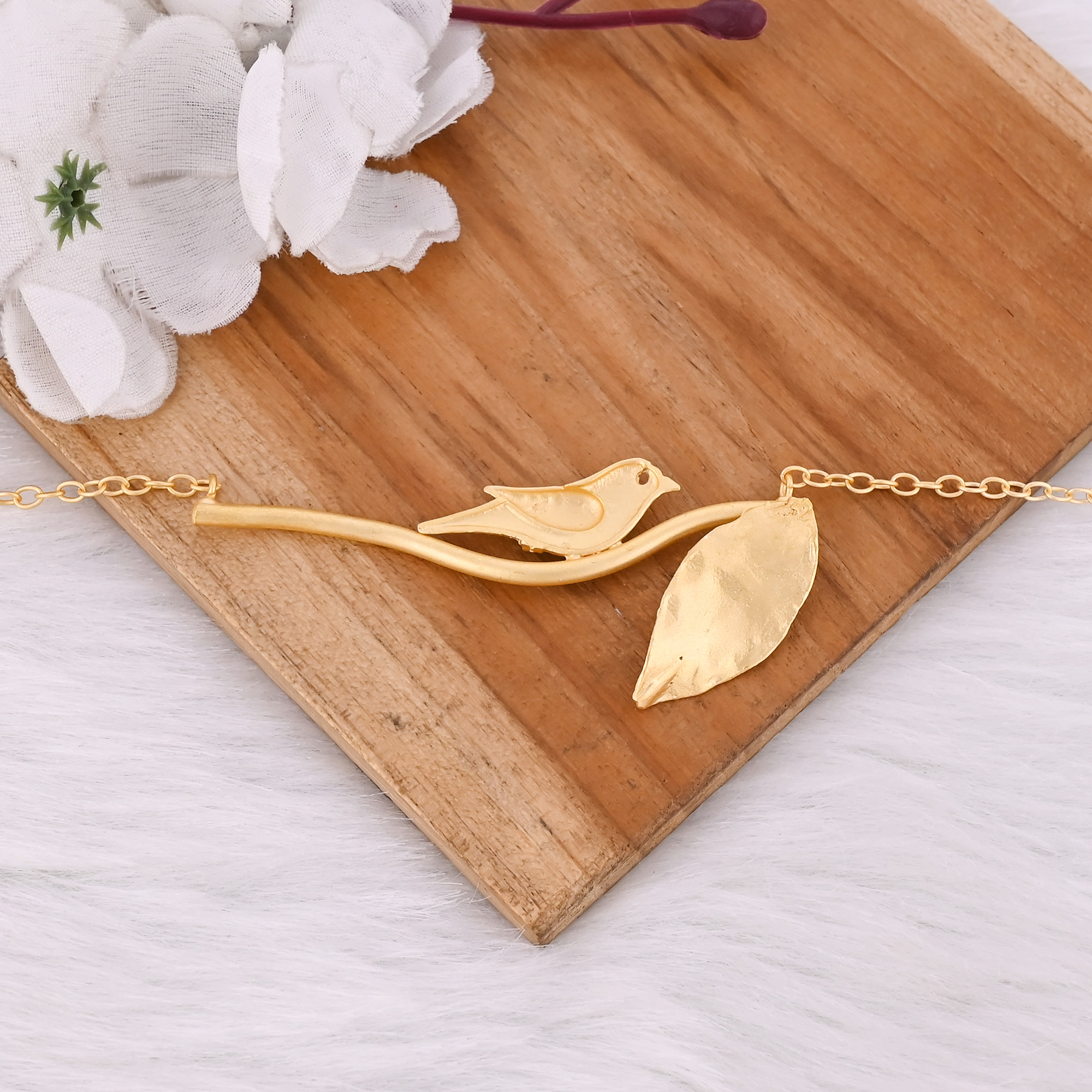 Yellow Gold Plated Brass 25 pcs Wholesale Lot Handmade Leaf Designer Boho Necklace Bird Charm Jewelry Women Necklace