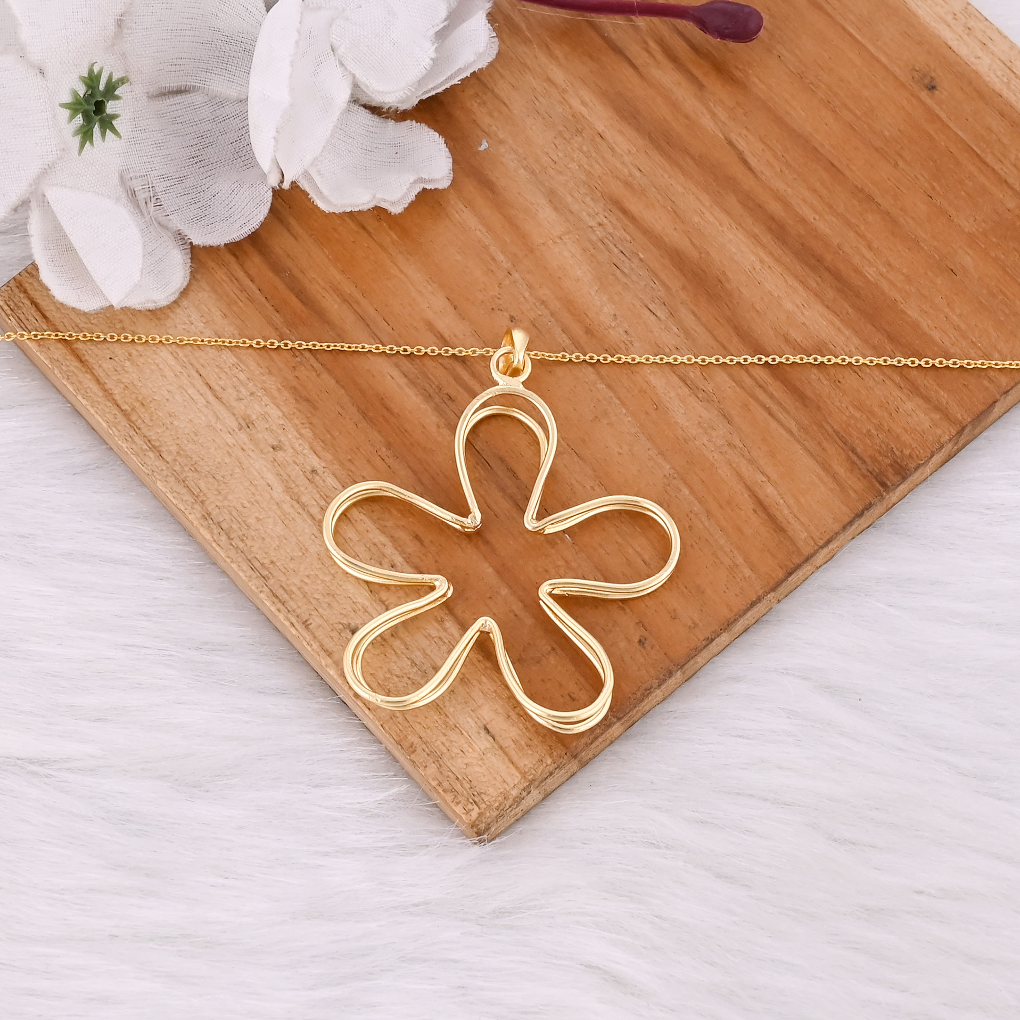 Wholesale Lot 25 Pcs Handmade Designer Yellow Gold Plated Floral Designer Pendant Necklace Brass Charm Jewelry