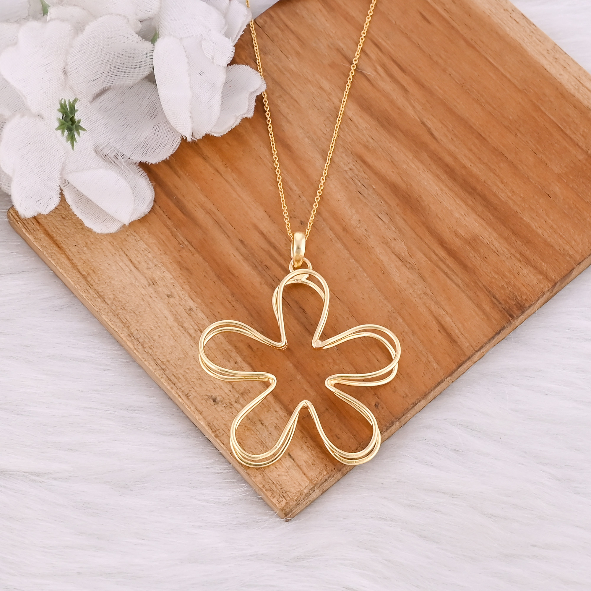 Wholesale Lot 25 Pcs Handmade Designer Yellow Gold Plated Floral Designer Pendant Necklace Brass Charm Jewelry
