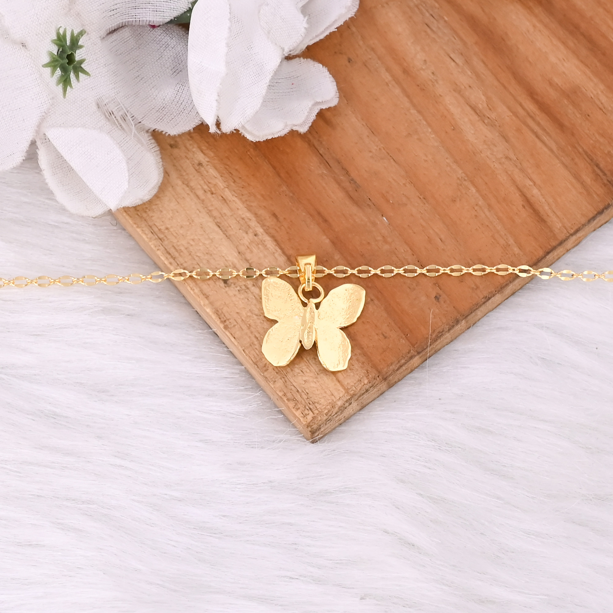 25 pcs Wholesale Lot Brass Yellow Gold Plated Handmade Designer Butterfly Necklace Jewelry Women Charm Jewelry