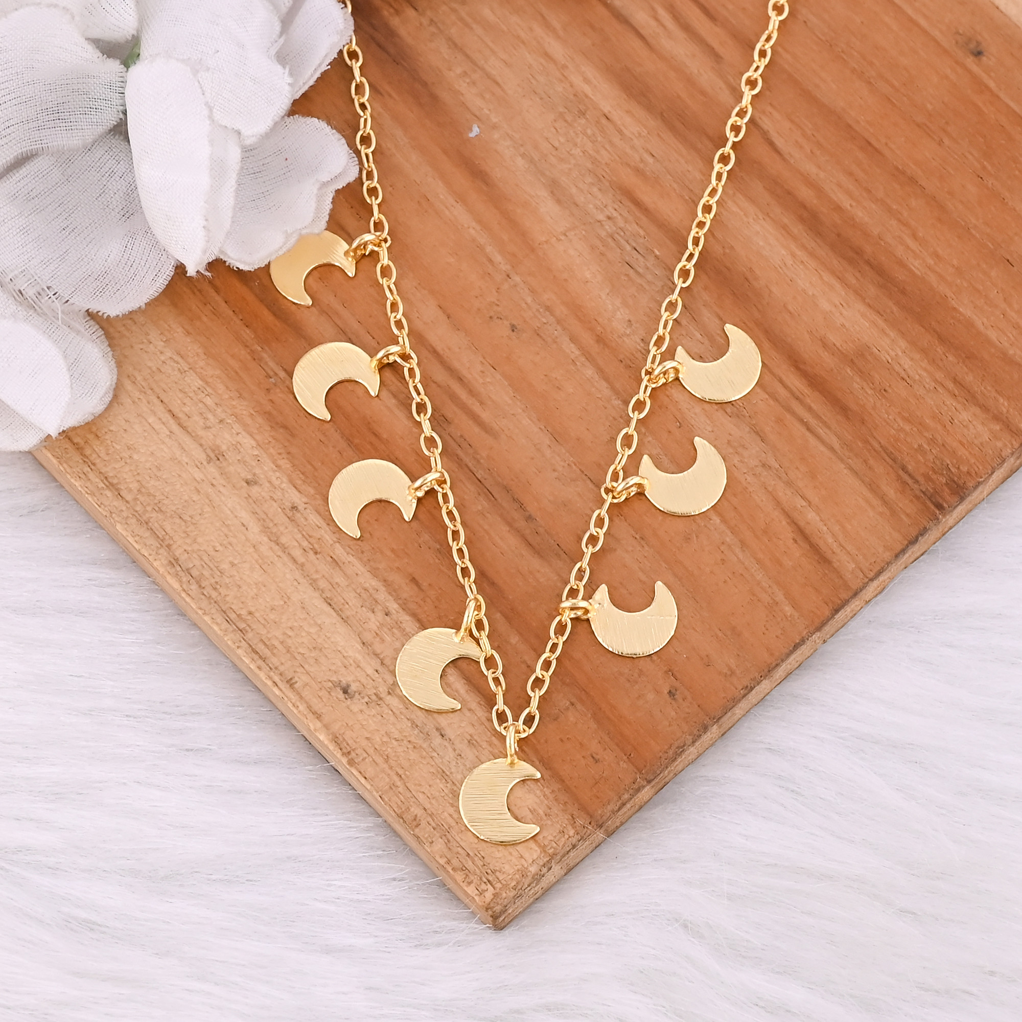 Brass Yellow Gold Plated 25 pcs Wholesale Lot Handmade Designer Matte Finish Dainty Necklace Jewelry Crescent Moon Women Brass Jewelry