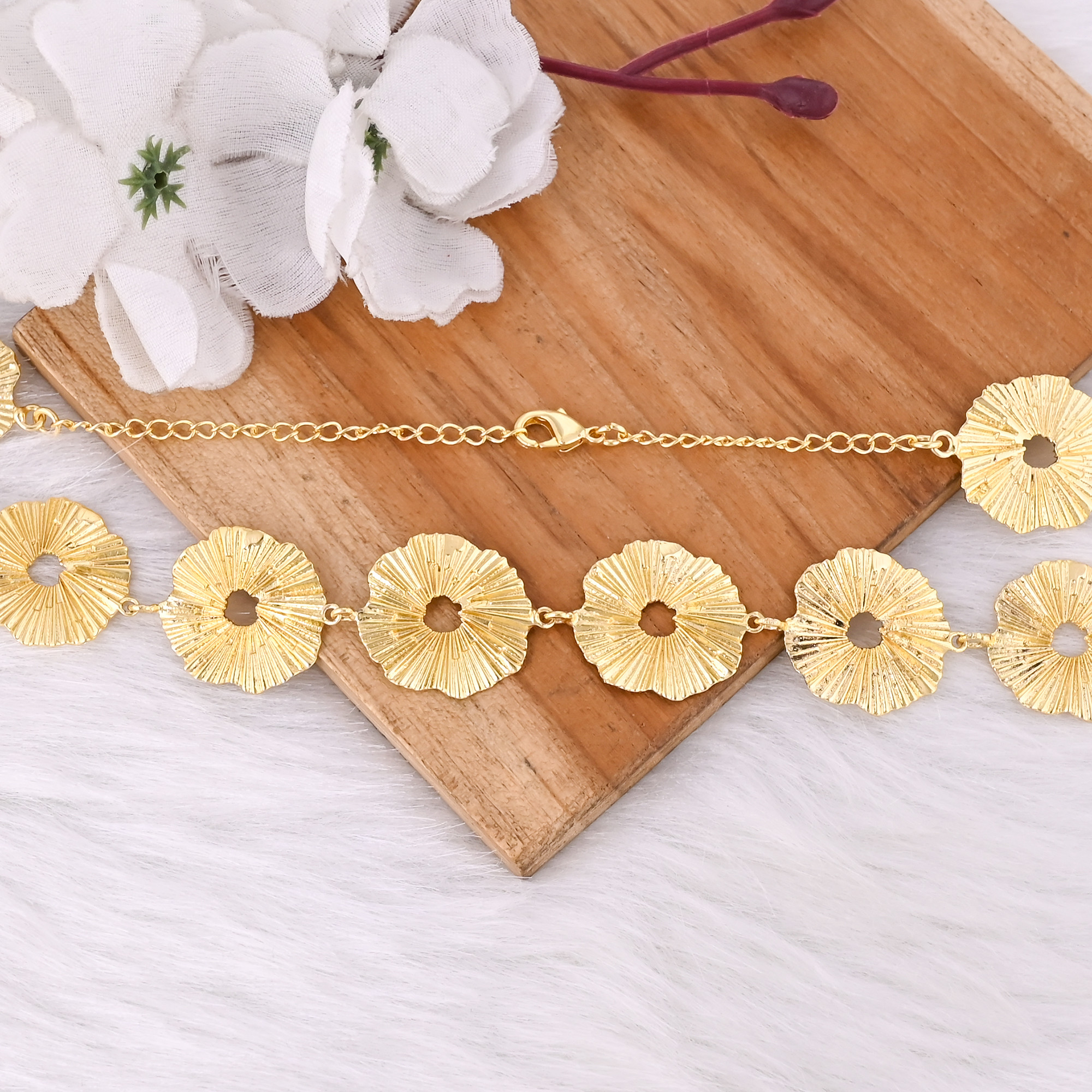 Gorgeous Brass Yellow Gold Plated 25 pcs Wholesale Lot Handmade Designer Unique Gift Floral Necklace Jewelry Fashion Jewelry