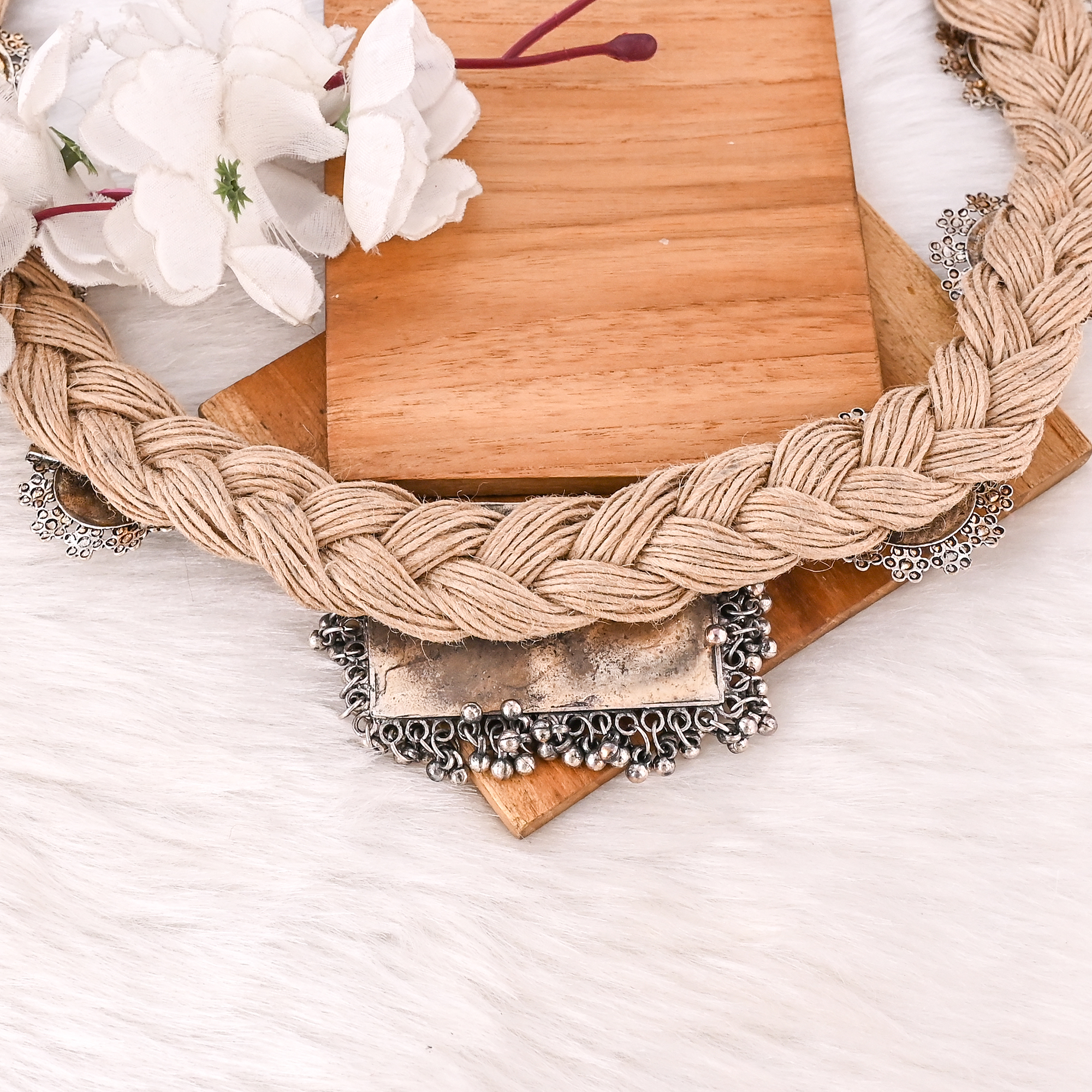 Handmade Stylish Jute Flower Necklace Eco Friendly Natural Fiber Boho Fashion Jewelry for Women