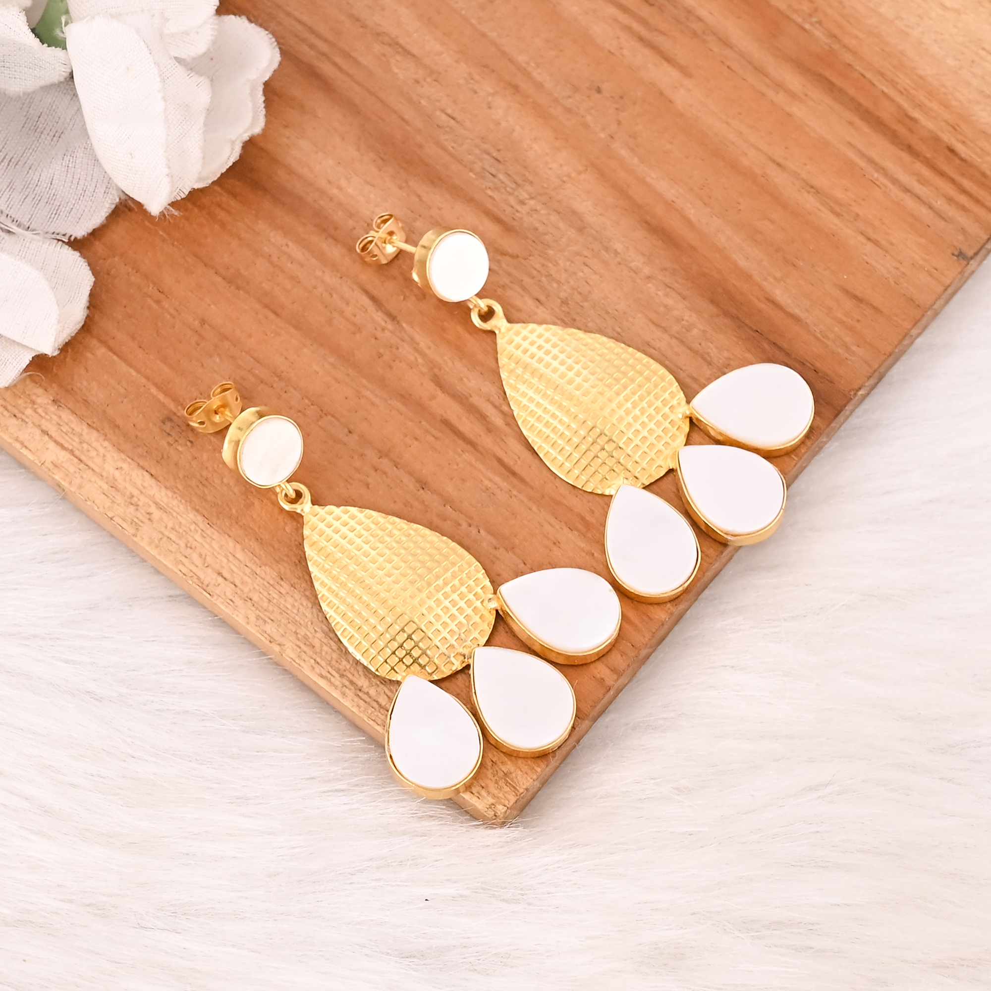 Natural Mother Of Pearl Dangle Brass Earrings Handmade Fashion Jewelry for Women