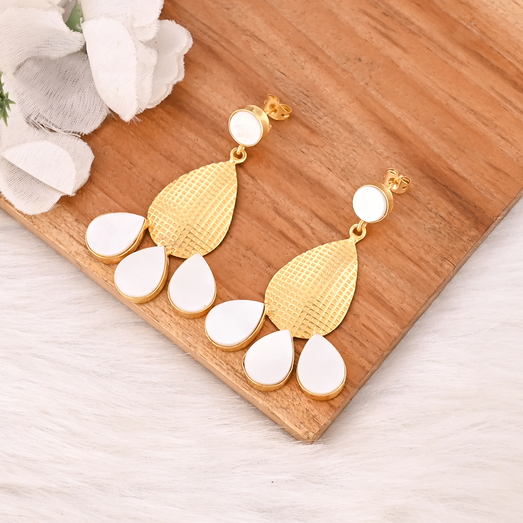 Natural Mother Of Pearl Dangle Brass Earrings Handmade Fashion Jewelry for Women