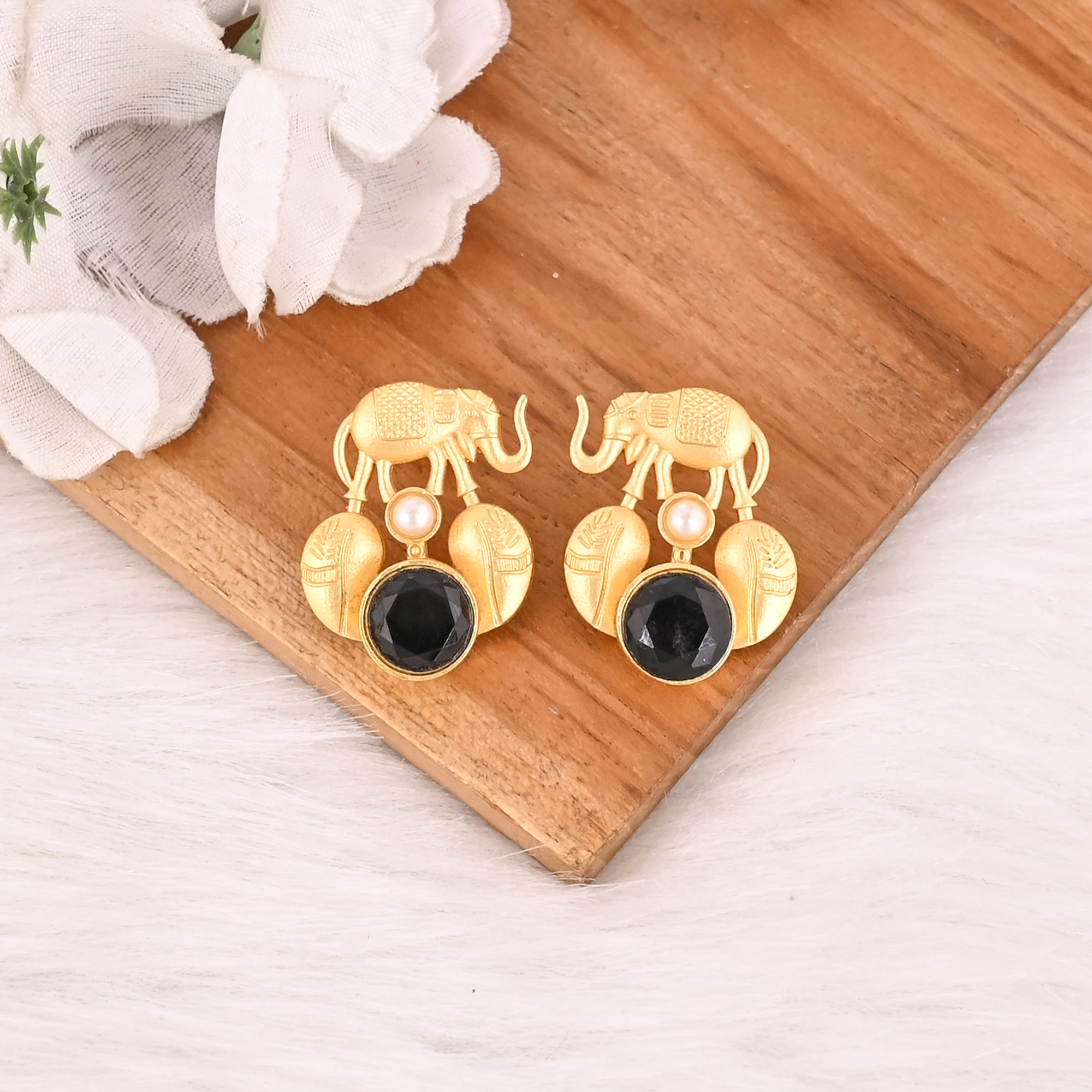 Natural Black Onyx  Pearl Gold Plated Brass Dangle Earrings Handmade Fashion Jewelry for Women
