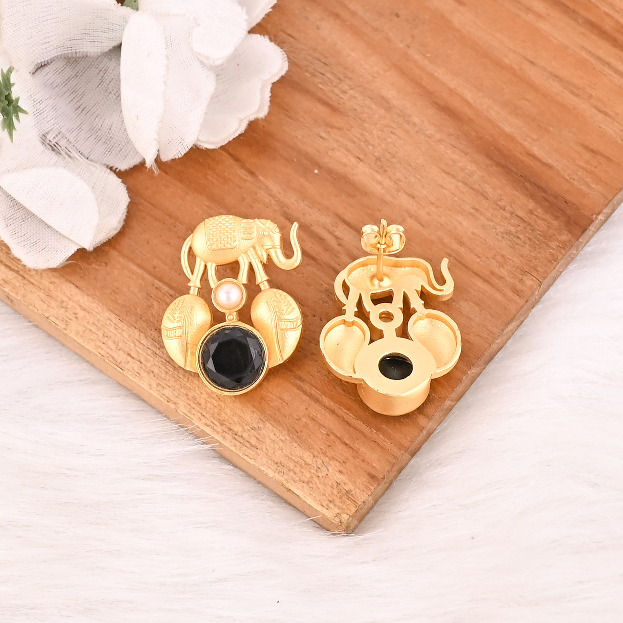 Natural Black Onyx  Pearl Gold Plated Brass Dangle Earrings Handmade Fashion Jewelry for Women