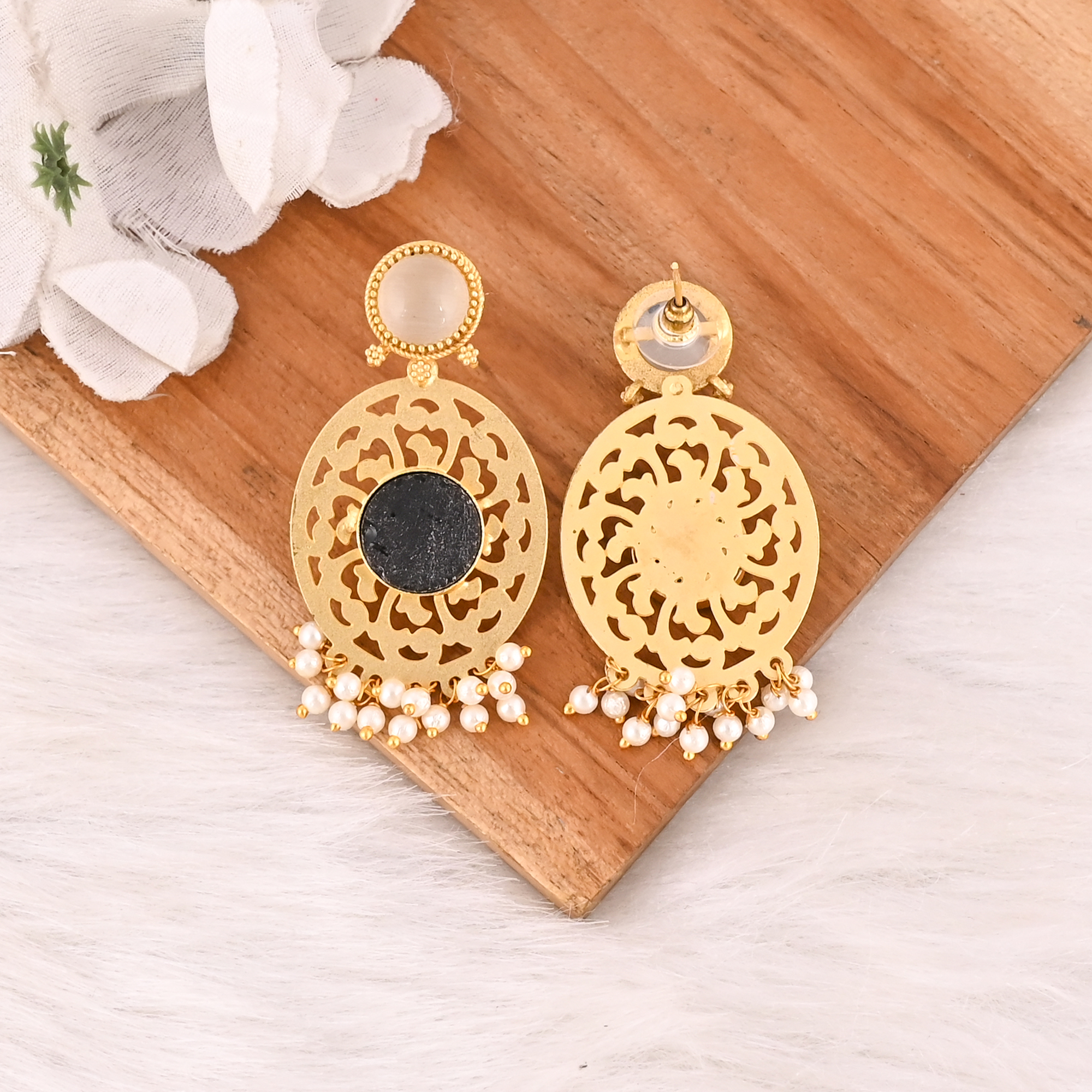 Handmade White Catseye  Black Onyx  Pearl Gemstone Gold Plated Brass Earrings Fashion Jewelry for Women