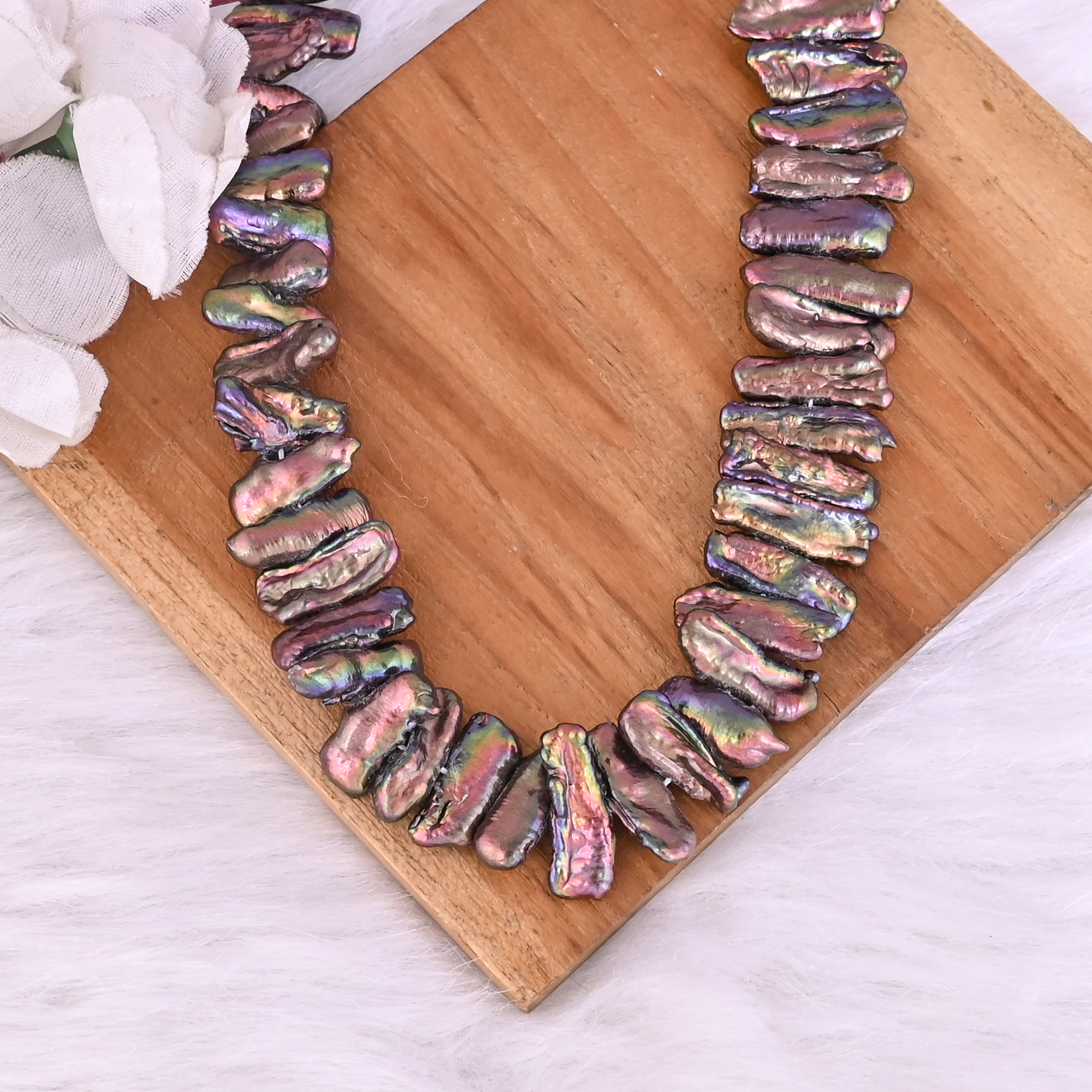 Natural Viva Pearl Beaded Choker Necklace