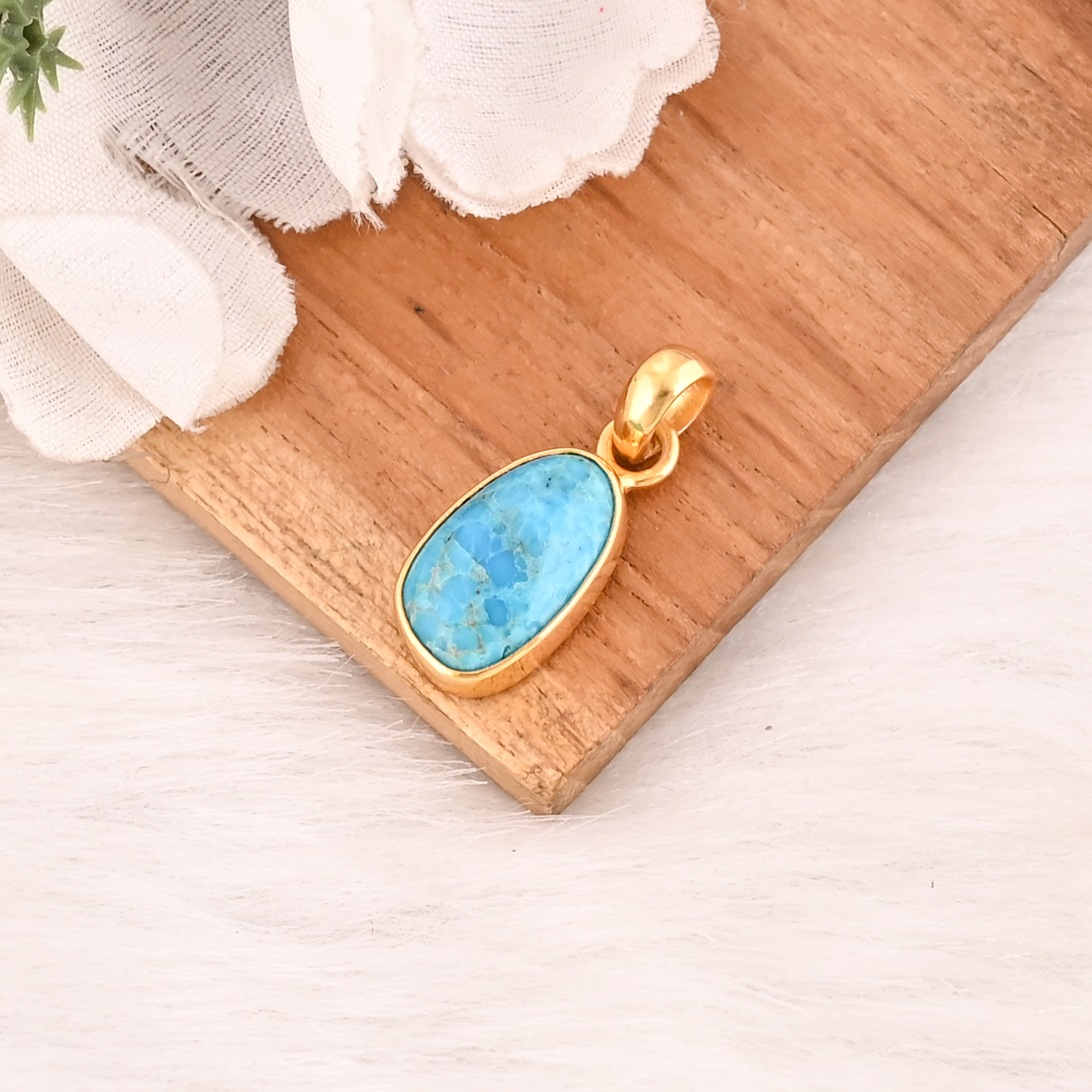 Natural USA Turquoise Gemstone 925 Sterling Silver Minimalist Pendent for Unisex
