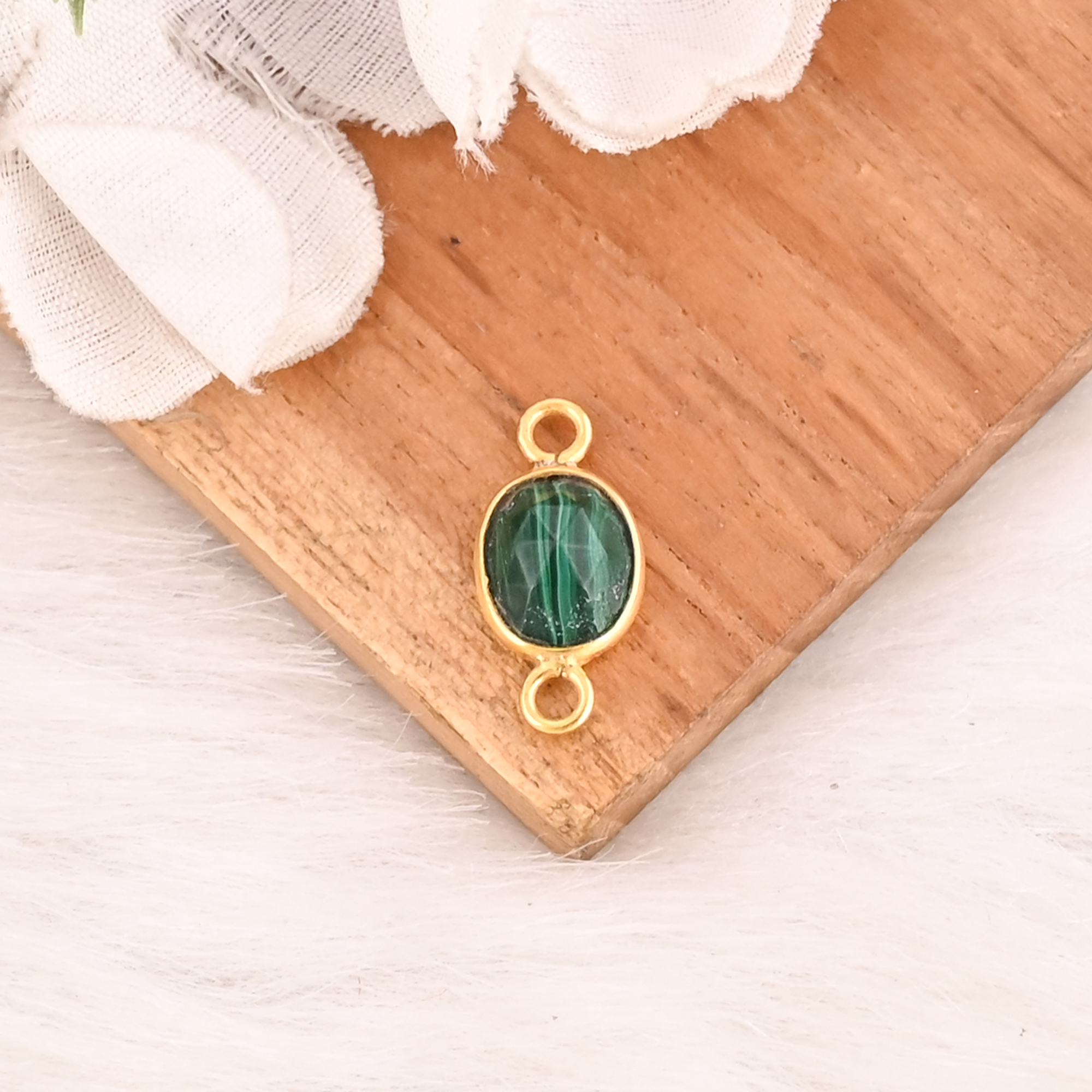 Natural Malachite Gemstone 925 Sterling Silver Pendant Elegant Womens Jewelry