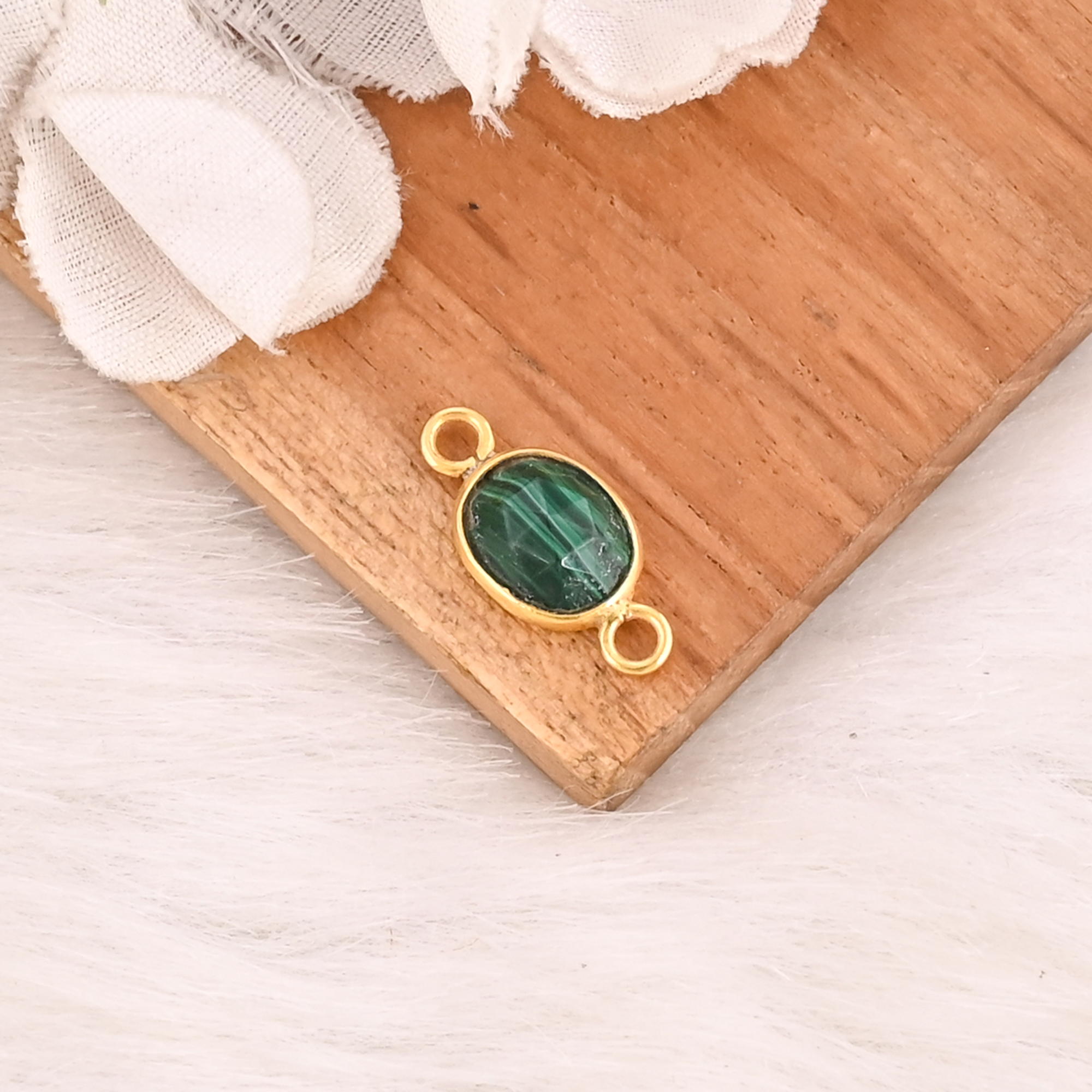 Natural Malachite Gemstone 925 Sterling Silver Pendant Elegant Womens Jewelry