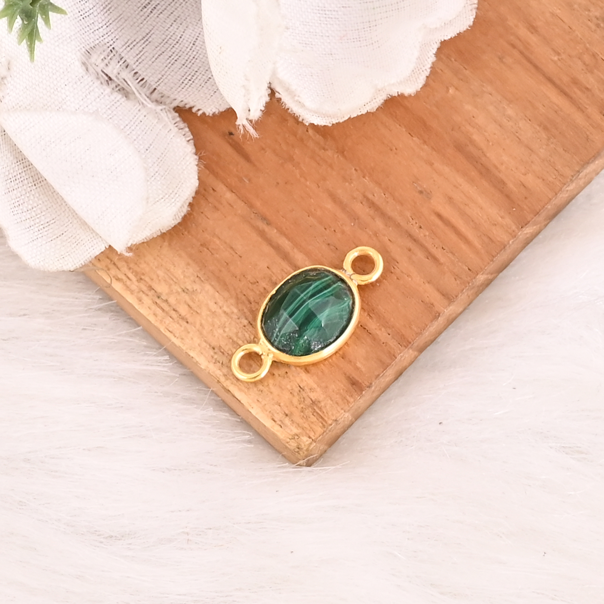 Natural Malachite Gemstone 925 Sterling Silver Pendant Elegant Womens Jewelry