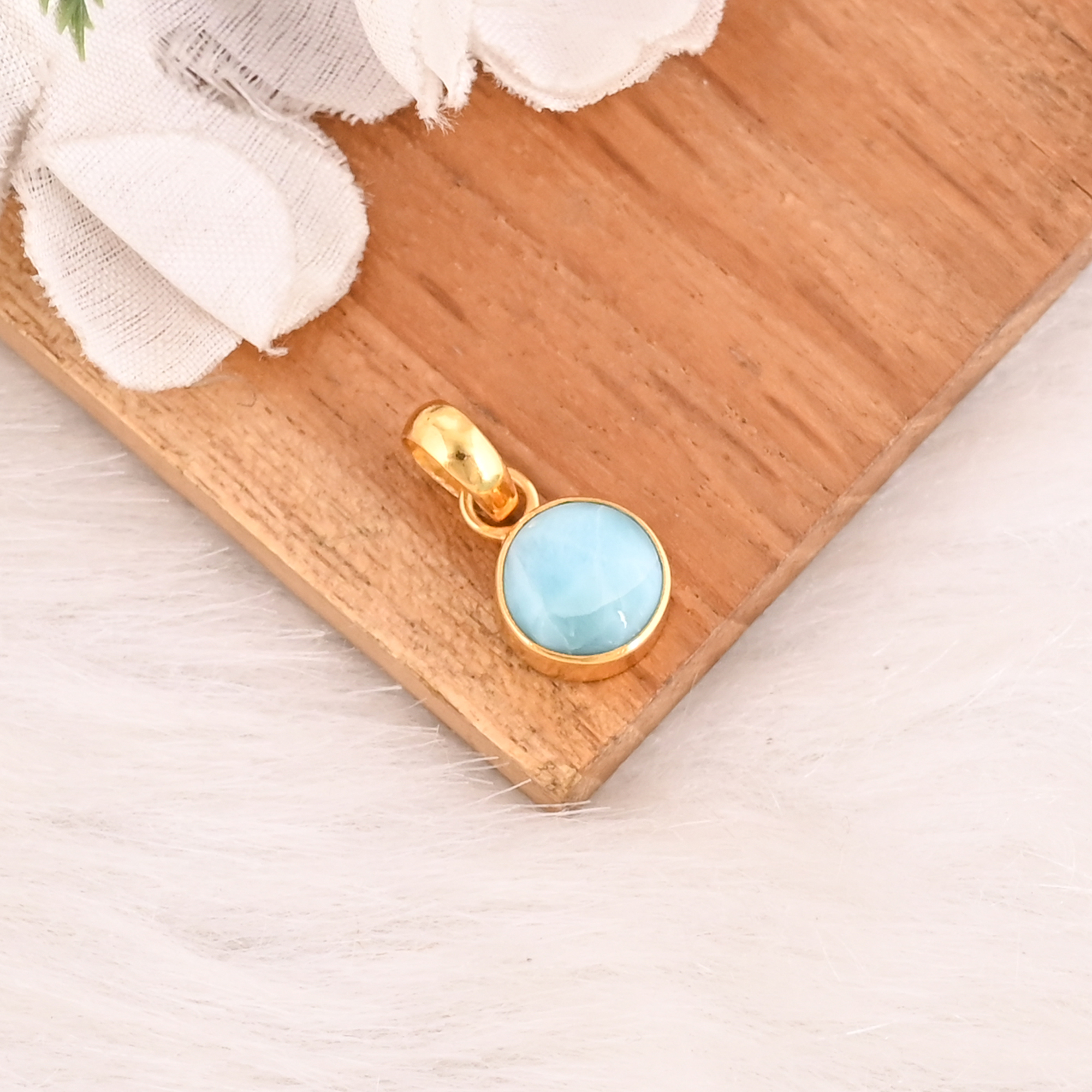 Natural USA Turquoise Gemstone 925 Sterling Silver Minimalist Pendent for Unisex