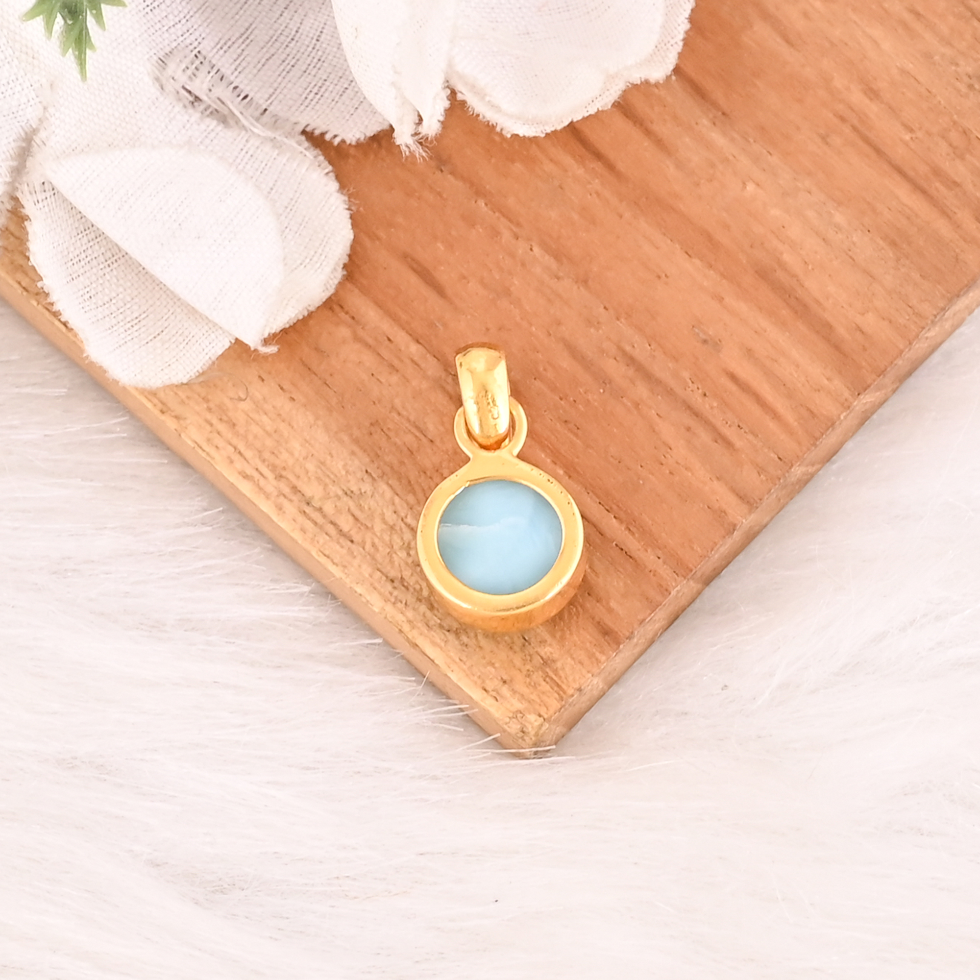 Natural USA Turquoise Gemstone 925 Sterling Silver Minimalist Pendent for Unisex