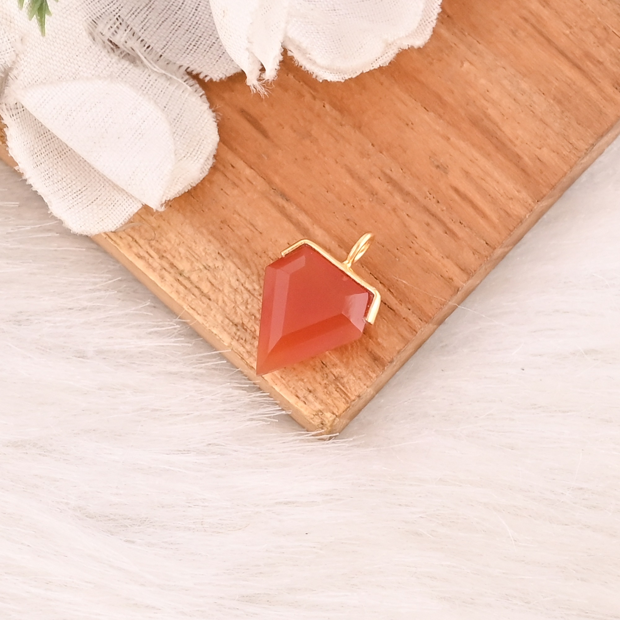Natural Red Onyx Gemstone 925 Sterling Silver Pendant Minimalist Jewelry for Unisex