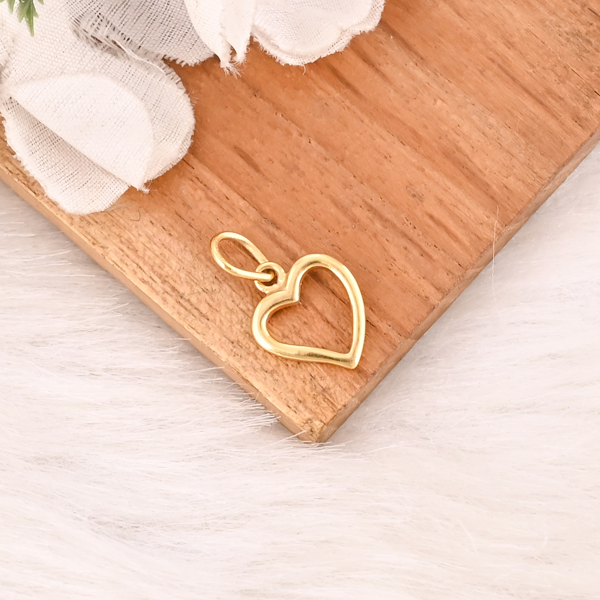 Tiny Heart Shape 925 Sterling Silver Pendant Elegant Minimalist Jewelry