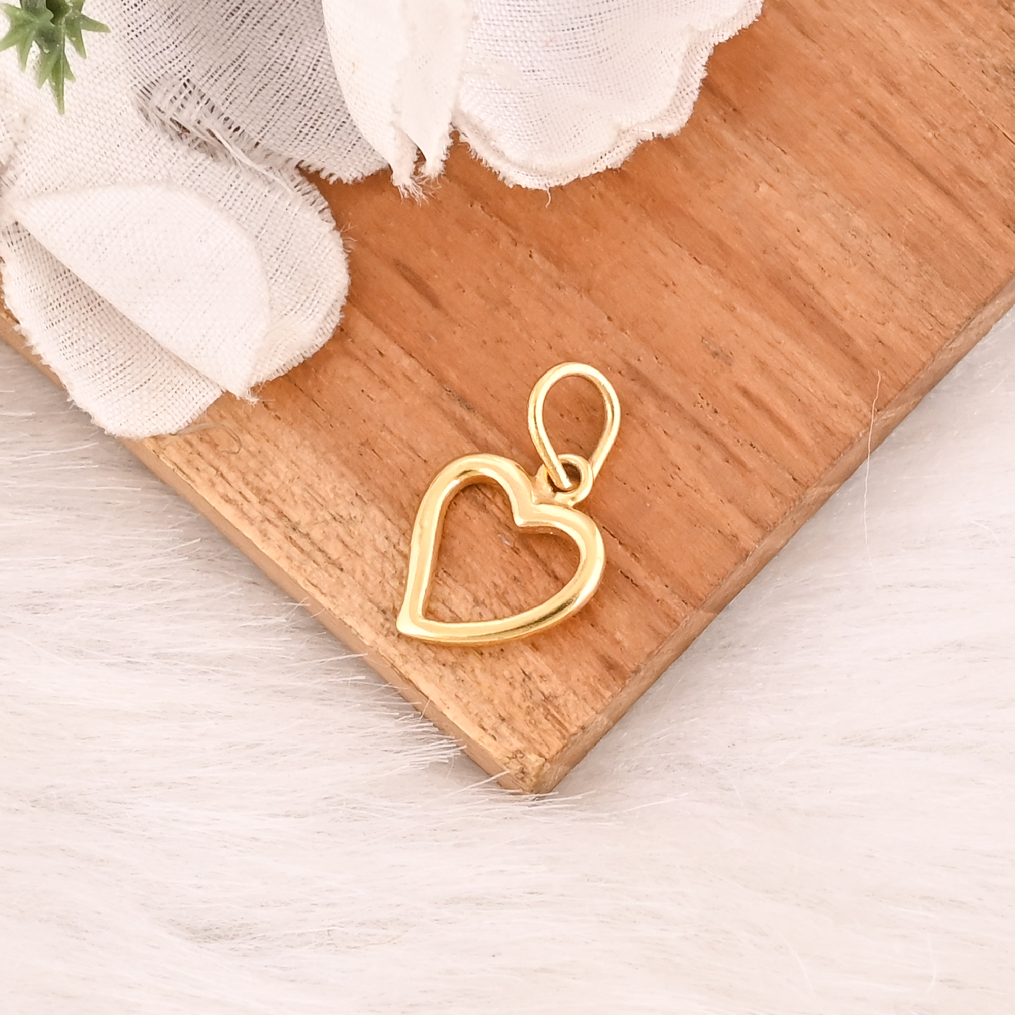 Tiny Heart Shape 925 Sterling Silver Pendant Elegant Minimalist Jewelry