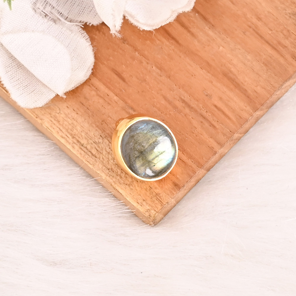 Image of Natural Labradorite Gemstone 925 Sterling Silver Pendant Boho Jewelry for Unisex