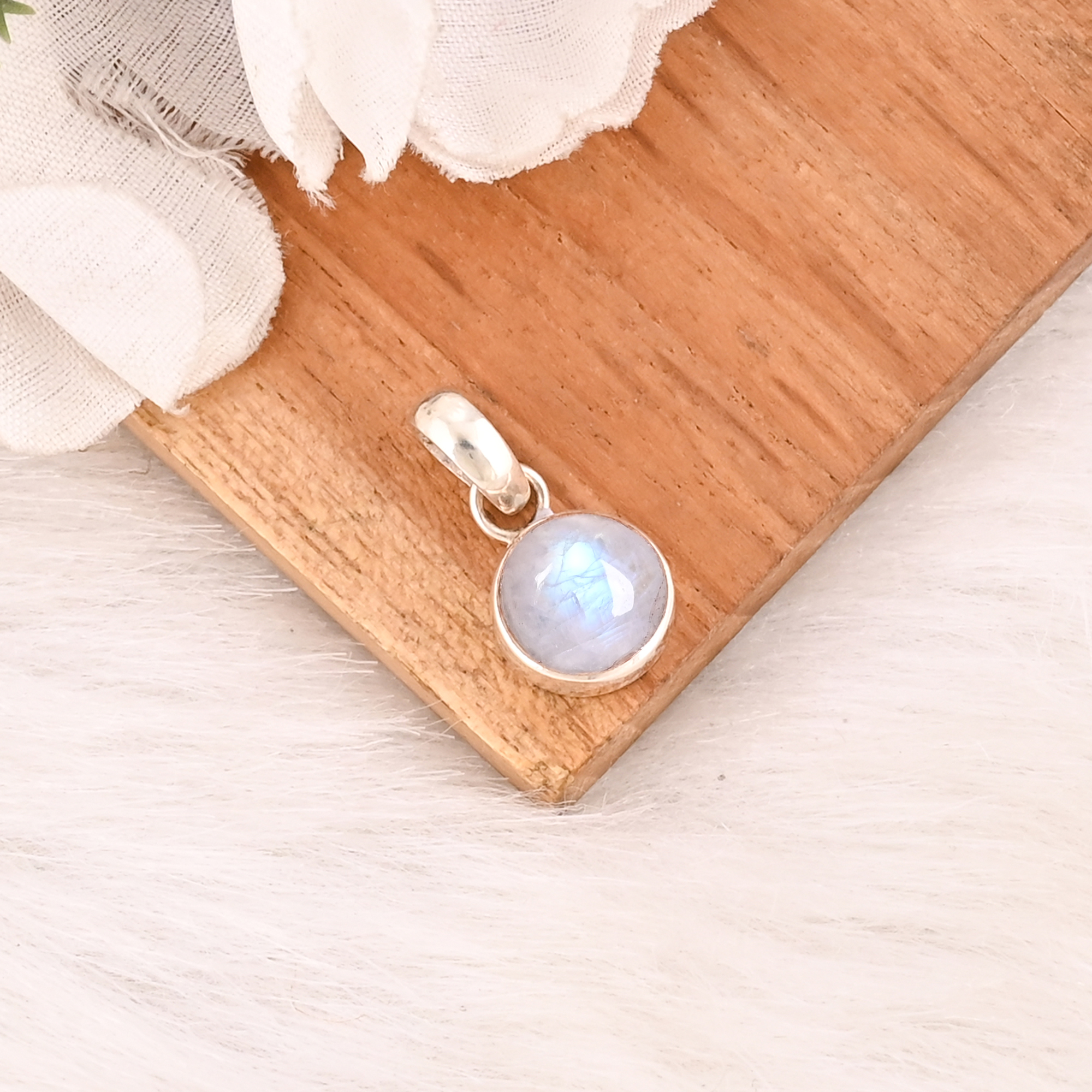 Natural Rainbow Moonstone Pendant 925 Sterling Silver Handmade Gemstone Minimalist Jewelry for Unisex