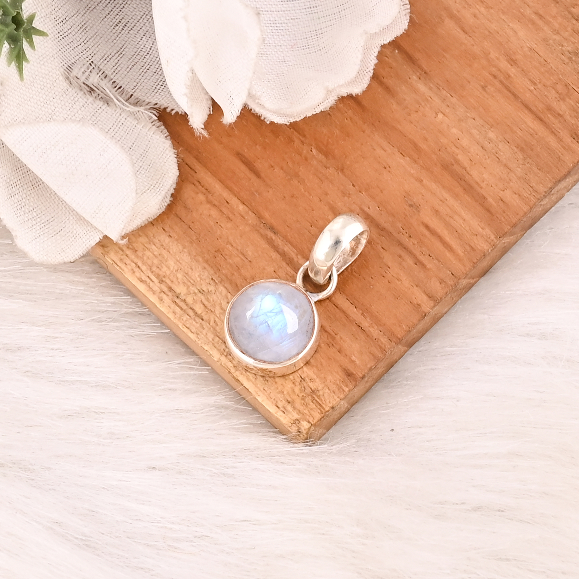 Natural Rainbow Moonstone Pendant 925 Sterling Silver Handmade Gemstone Minimalist Jewelry for Unisex