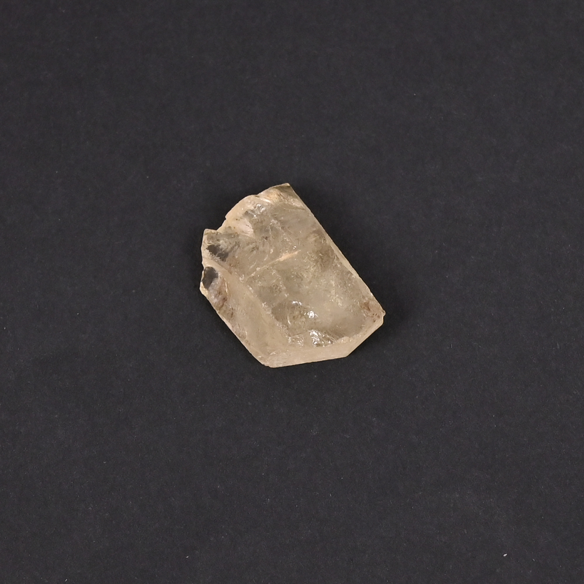 Natural Lemon Quartz 131 Carat 18x13mm Row Shape Loose Gemstone