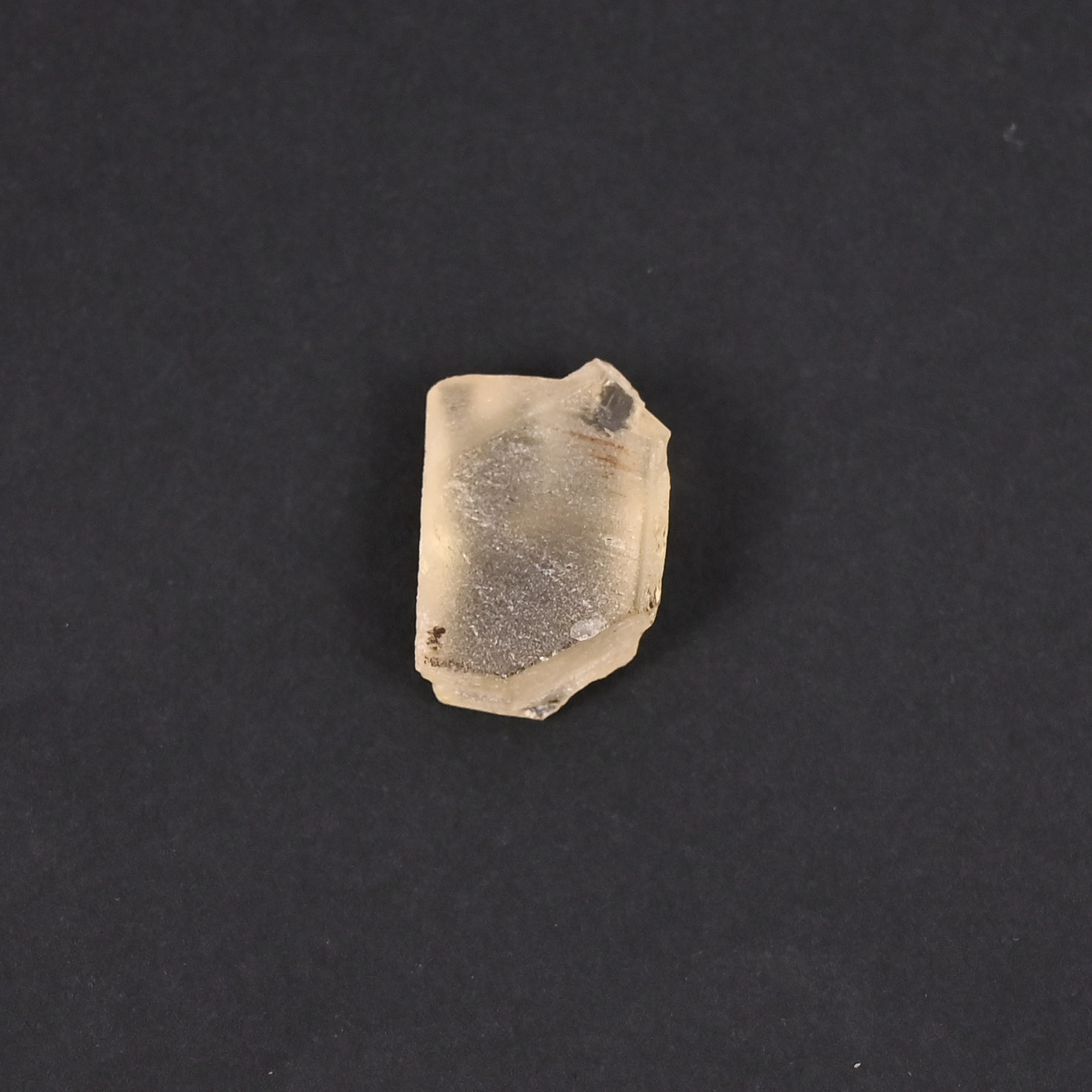 Natural Lemon Quartz 131 Carat 18x13mm Row Shape Loose Gemstone