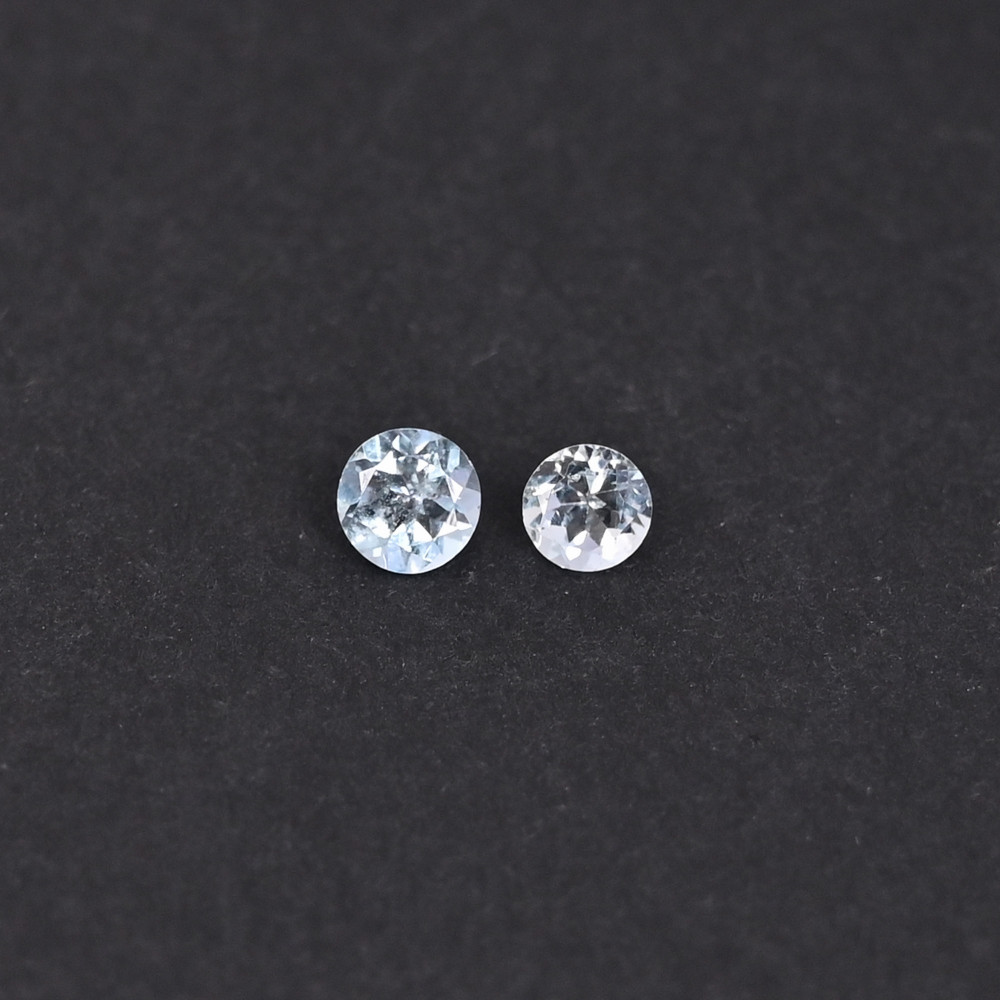 Image of Natural Topaz 0.36 Carat (2 Pieces Weight ) 4x4mm Round Shape Loose Gemstone