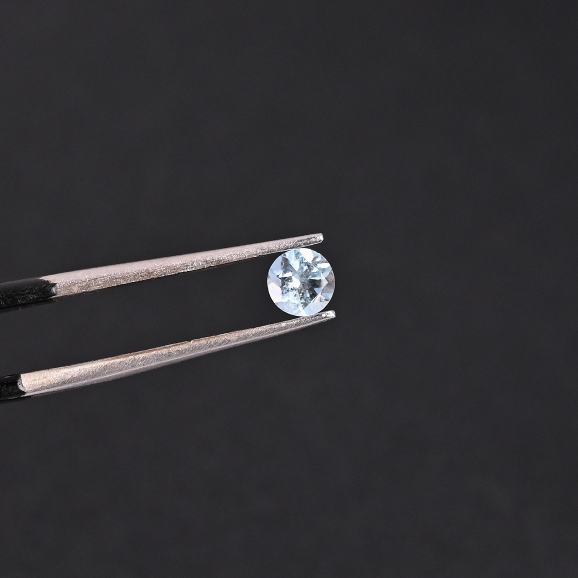 Natural Topaz 036 Carat 2 Pieces Weight  4x4mm Round Shape Loose Gemstone