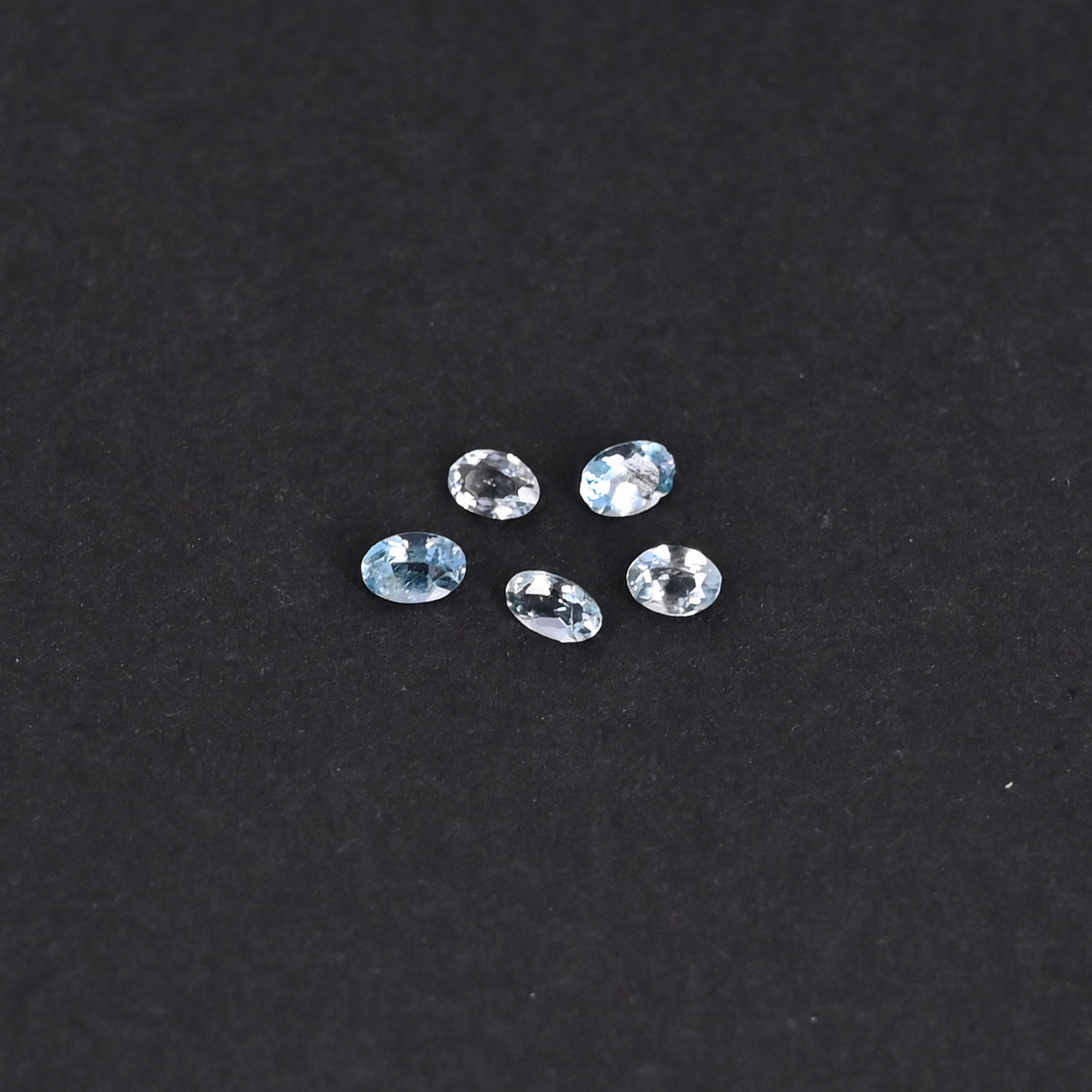 Natural Topaz 031 Carat  5 Pieces Weight 3x2mm Oval Shape Loose Gemstone