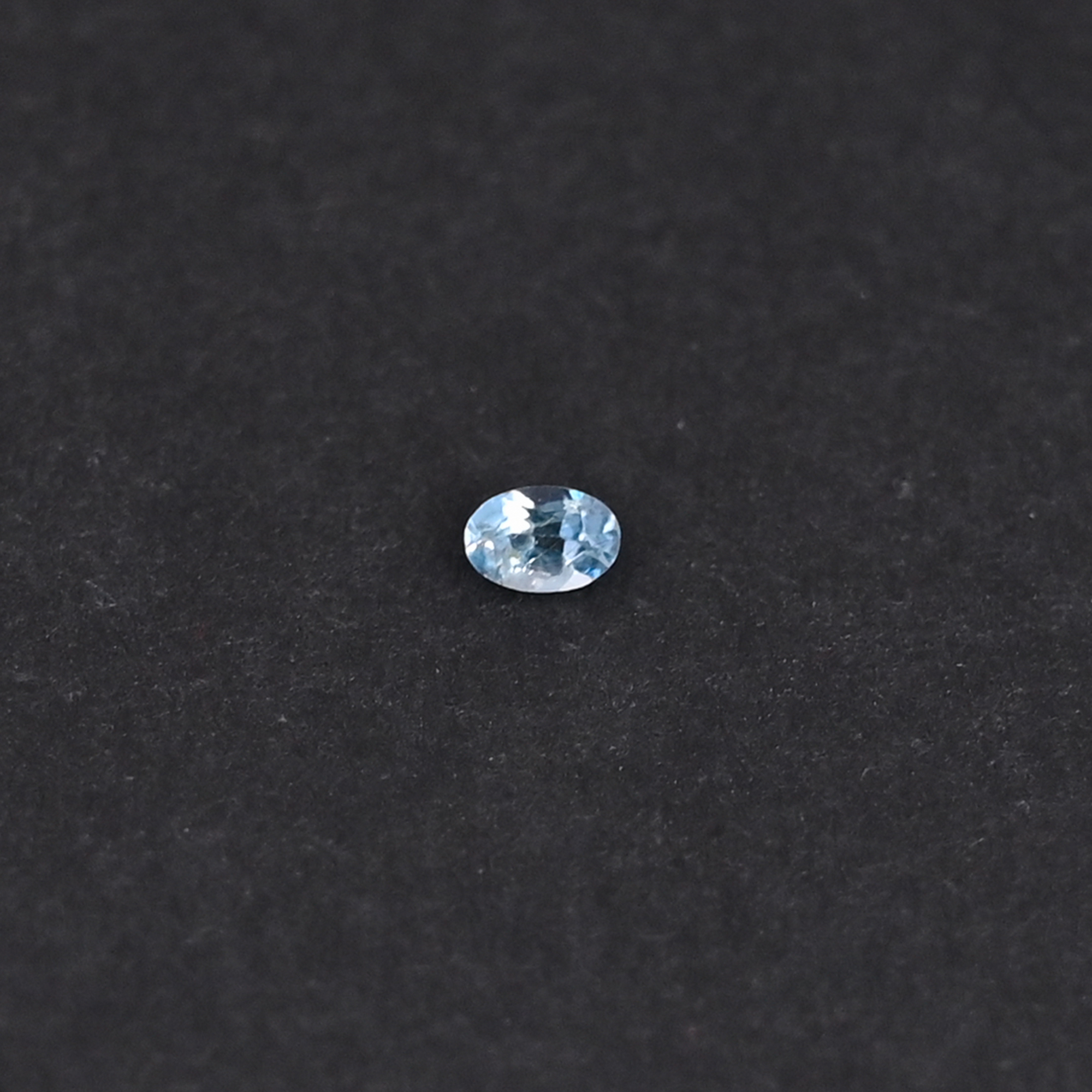 Natural Topaz 031 Carat  5 Pieces Weight 3x2mm Oval Shape Loose Gemstone