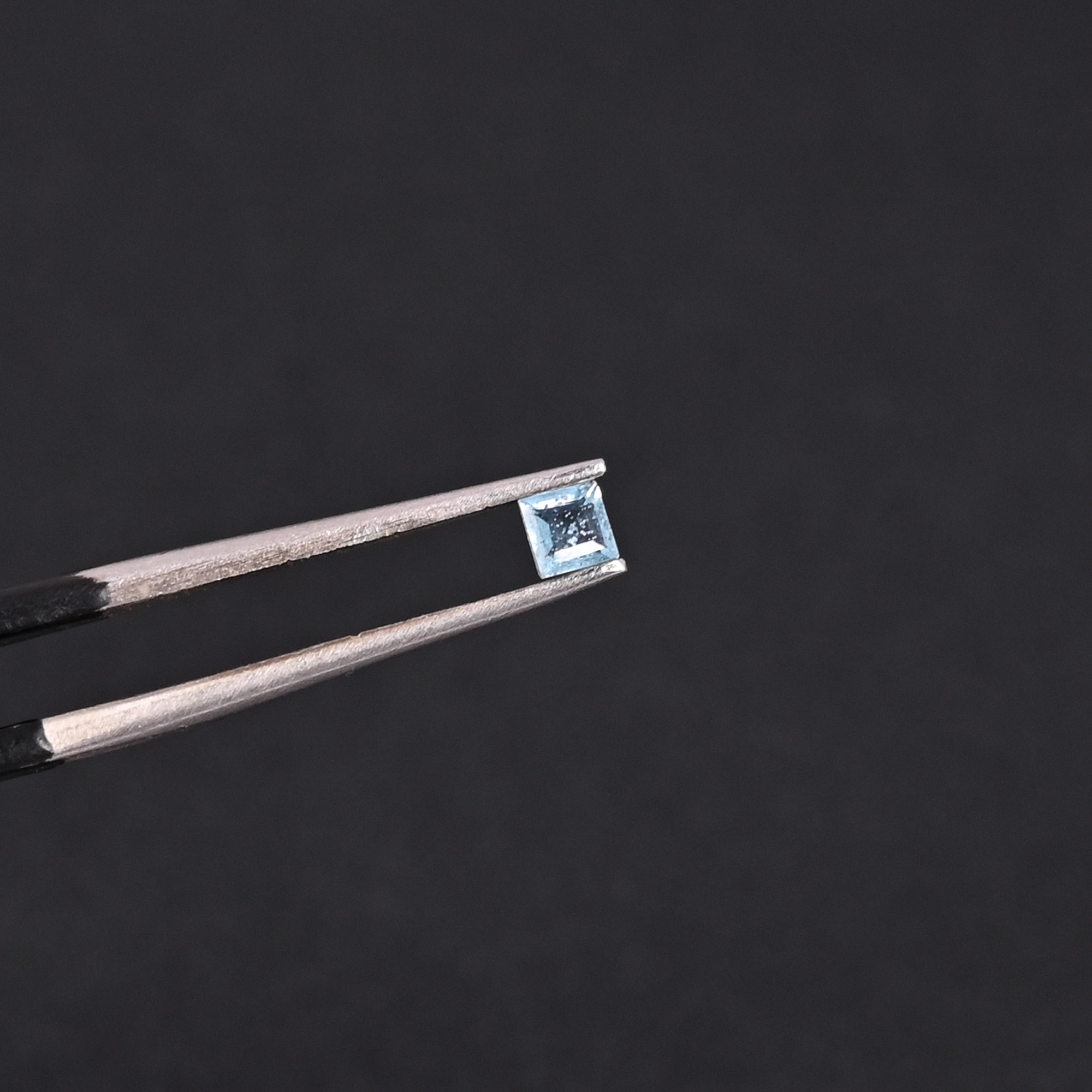 Natural Topaz 03 Carat  5 pieces weight  2x2mm Square Shape Loose Gemstone