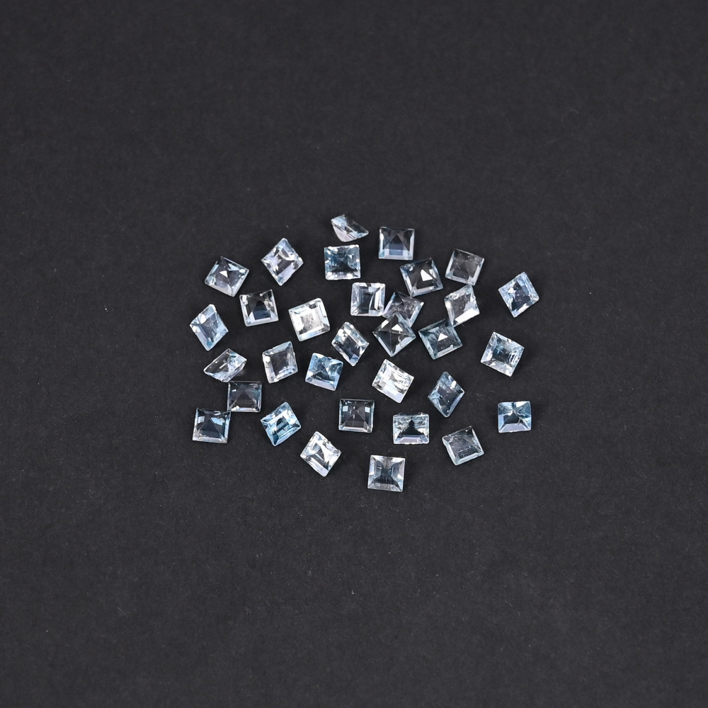 Image of Natural Topaz 0.67 Carat ( 5 Pieces Weight )  3x3mm Square  Shape Loose Gemstone
